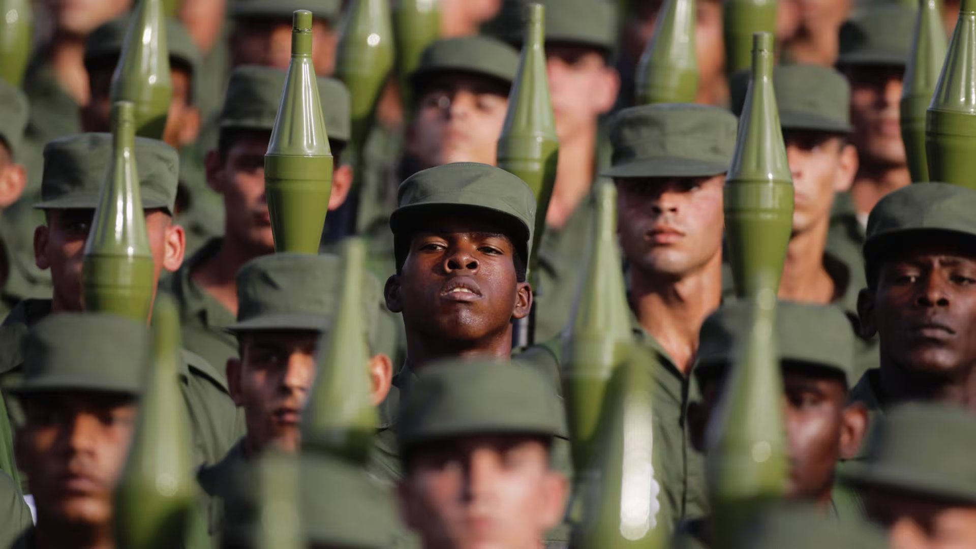 Hay quien sostienen que, como mínimo, los militares controlan el 35% de la economía del país (Foto: archivo DEF)