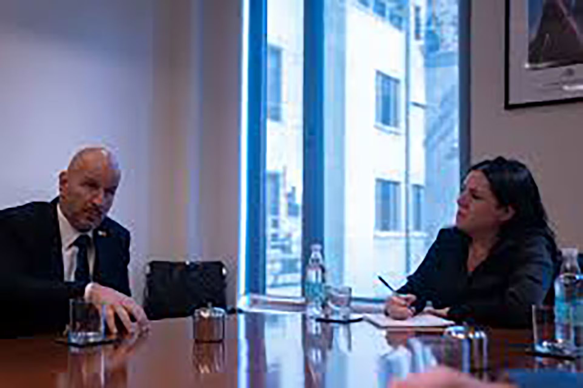 El acuerdo implica la llegada de un policía del FBI al país. 