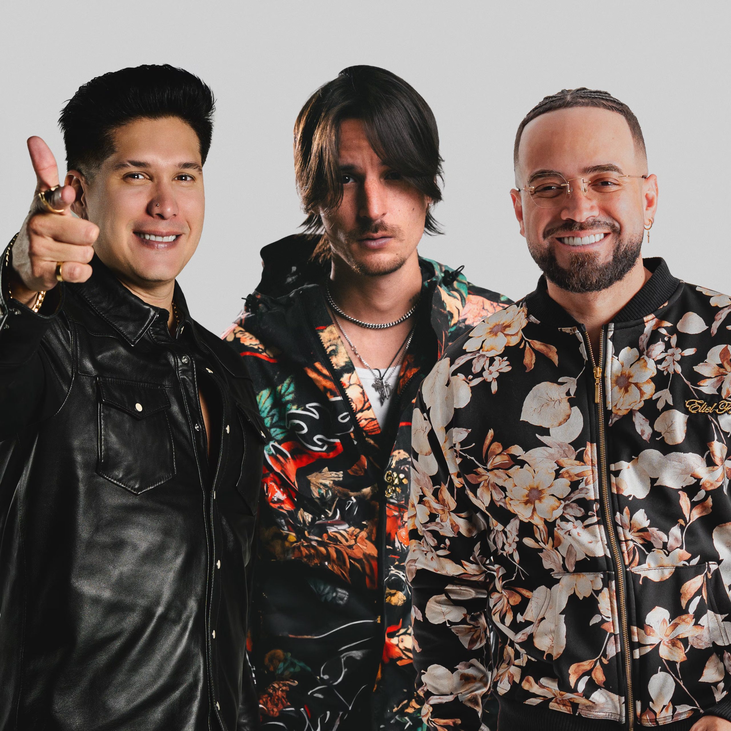 Chyno y Nacho y Fer Ariza, con quien han colaborado en uno de los temas de 'Radio Venezuela'. (Chyno y Nacho)