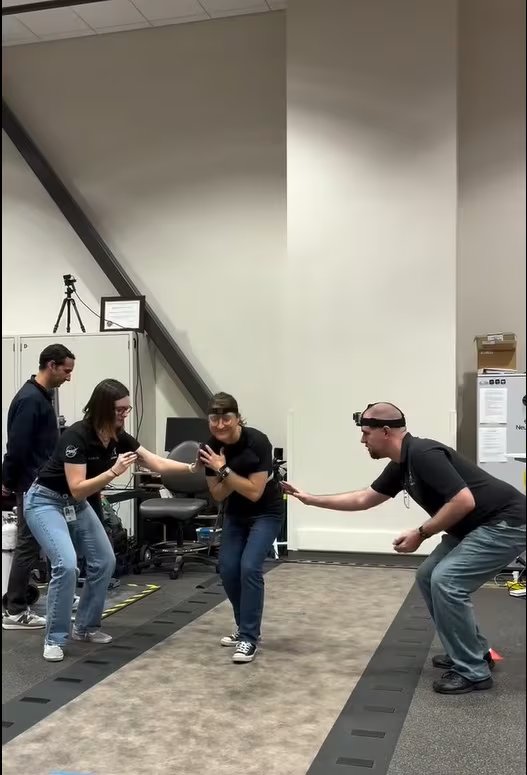 Estas alteraciones surgen porque, durante la permanencia en el espacio, el organismo deja de trabajar contra la gravedad (Captura de video: Instagram/@nasa)