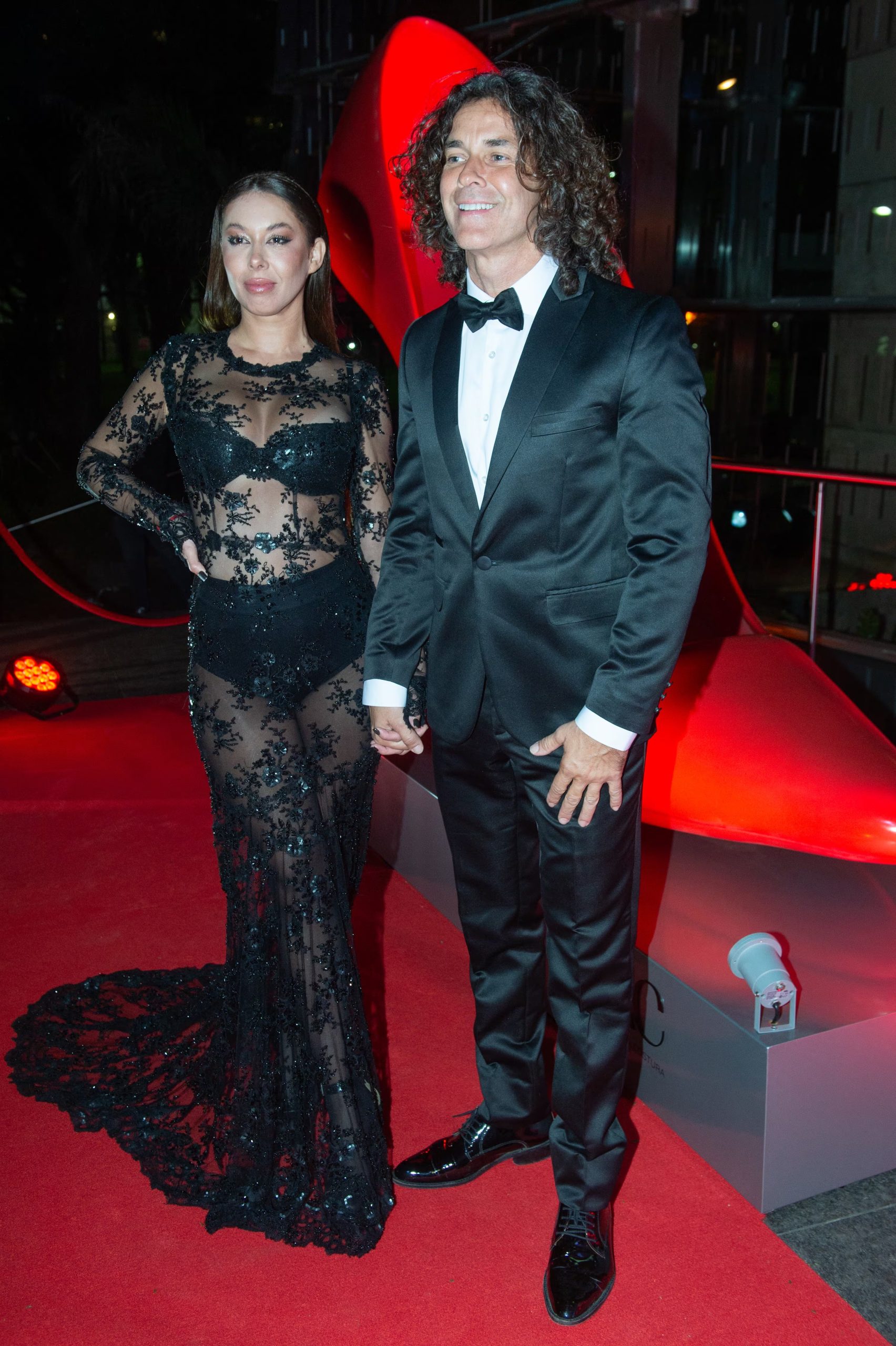 Mariano Martínez y su pareja, Melina