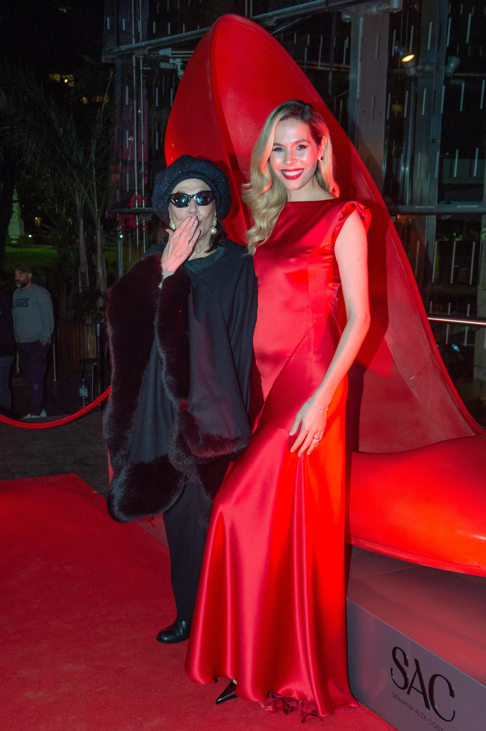 Elina Costantini junto a Graciela Borges