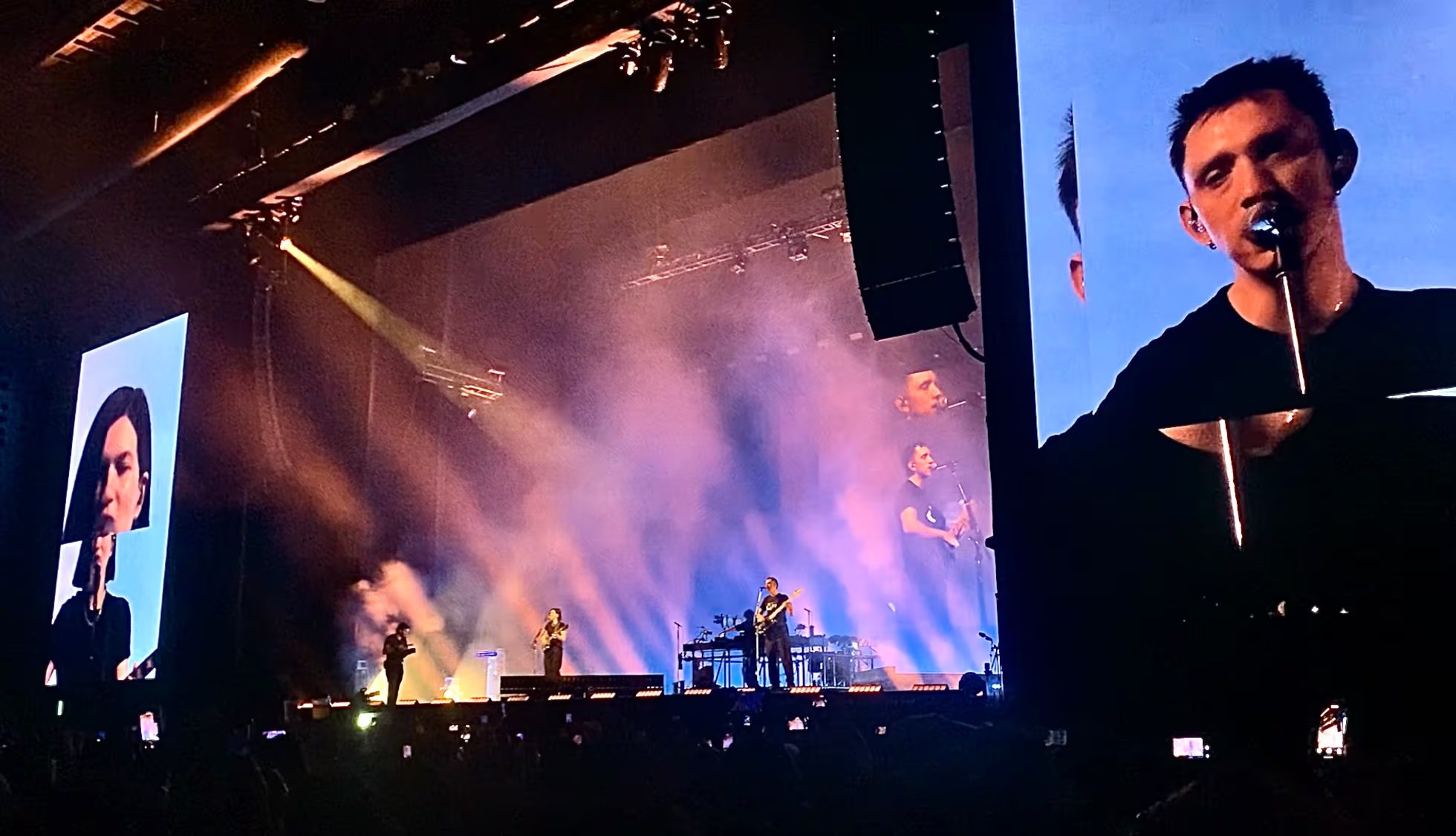 En medio de visitas a la lucha libre y presentaciones en el Cine Tonalá, The xx volvió a México con tres noches inolvidables en el Pepsi Center. (Foto: Raúl A. González/Infobae México)