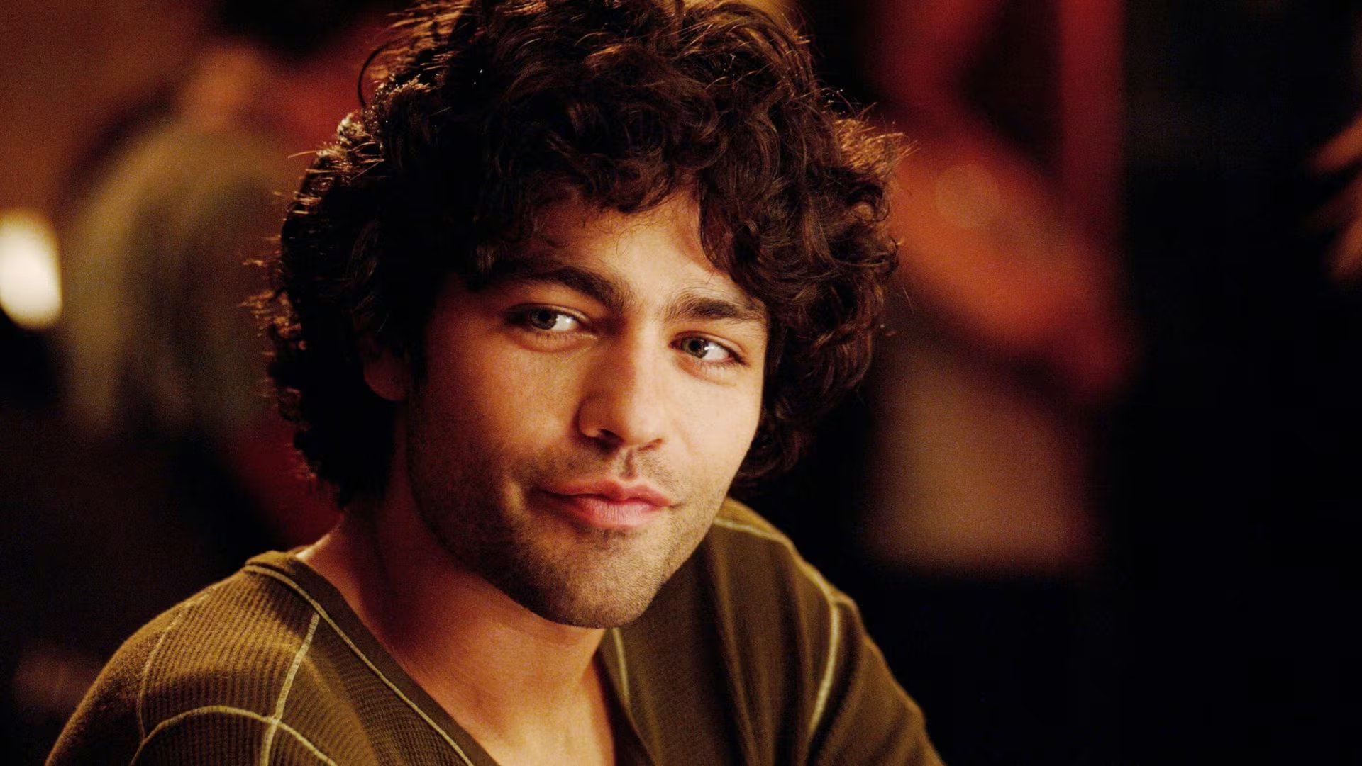 La ausencia de Adrian Grenier en El diablo viste de Prada 2 generó controversia y reacciones encontradas en la comunidad de fanáticos
(20th Century tFox)