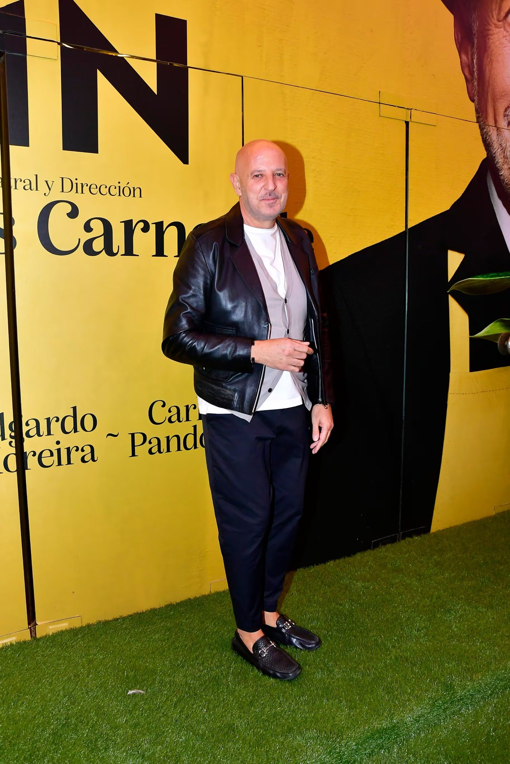 Fabián Zitta posa para los fotógrafos en la alfombra verde del evento