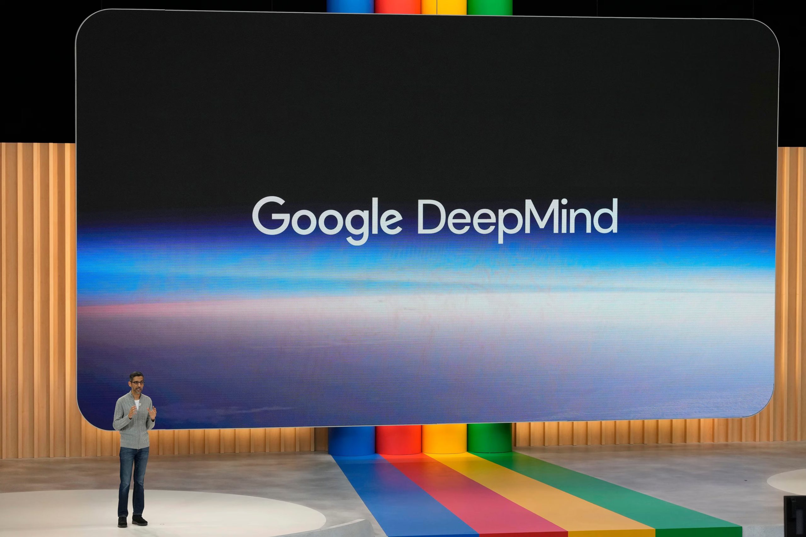 Google DeepMind unificó todos los equipos que trabajan en IA para desarrollar Gemini. (Foto AP/Jeff Chiu, Archivo)
