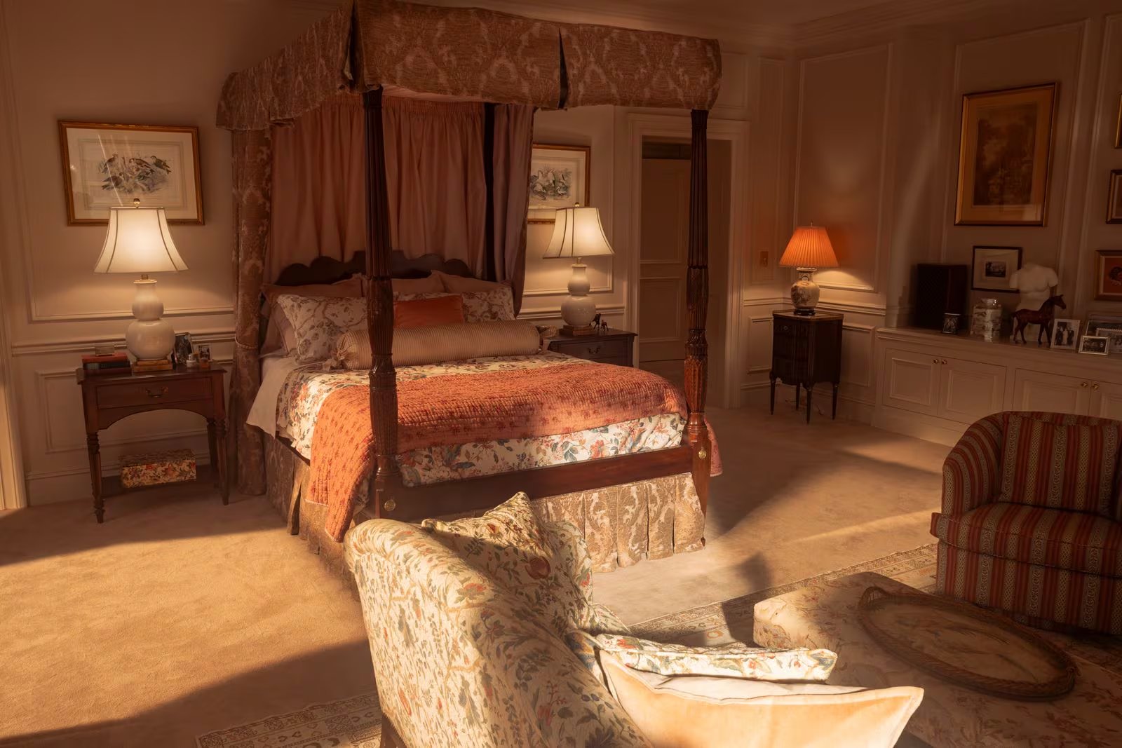 La producción logró un balance entre romanticismo, nostalgia y rigor histórico en cada escenario presentado en pantalla