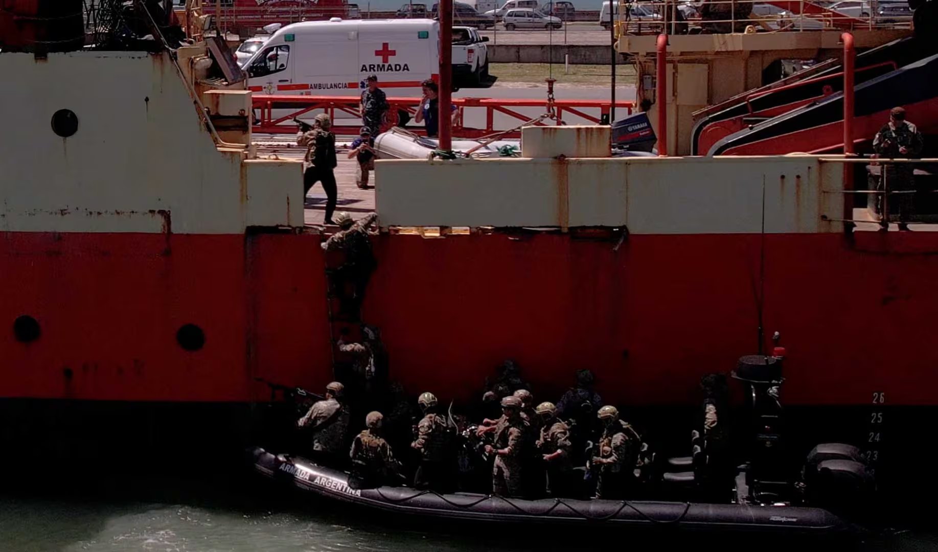 Miembros de las fuerzas especiales de la Armada Argentina participan en el ejercicio naval conjunto 'Tridente' con la Marina de Estados Unidos de América, fortaleciendo la interoperabilidad y capacidades defensivas (Estado Mayor Conjunto) (Imagen Ilustrativa Infobae)