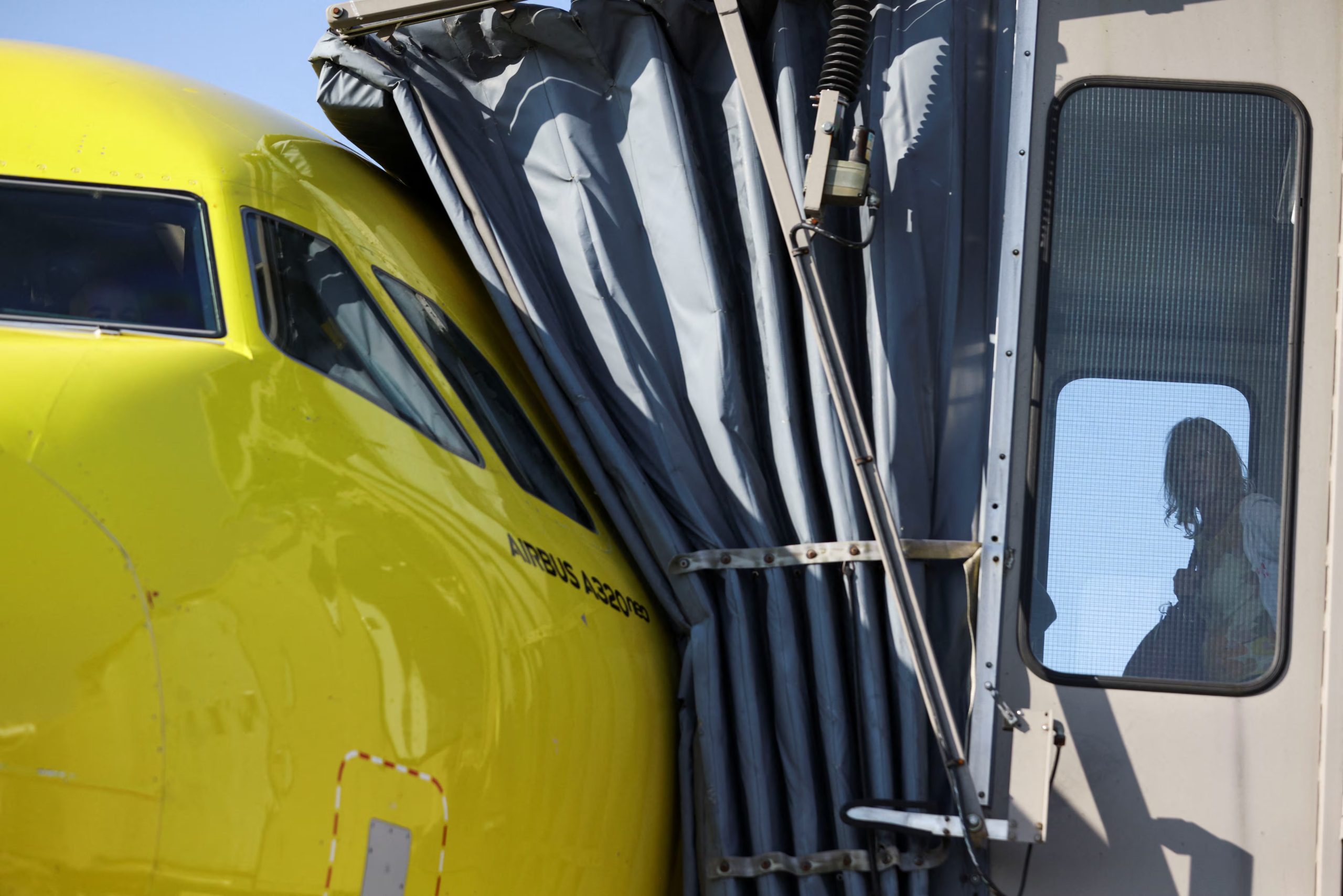 La posible liquidación de Spirit Airlines amenaza la conectividad de más de sesenta destinos en Estados Unidos, según medios financieros. (REUTERS/Quinn Glabicki)