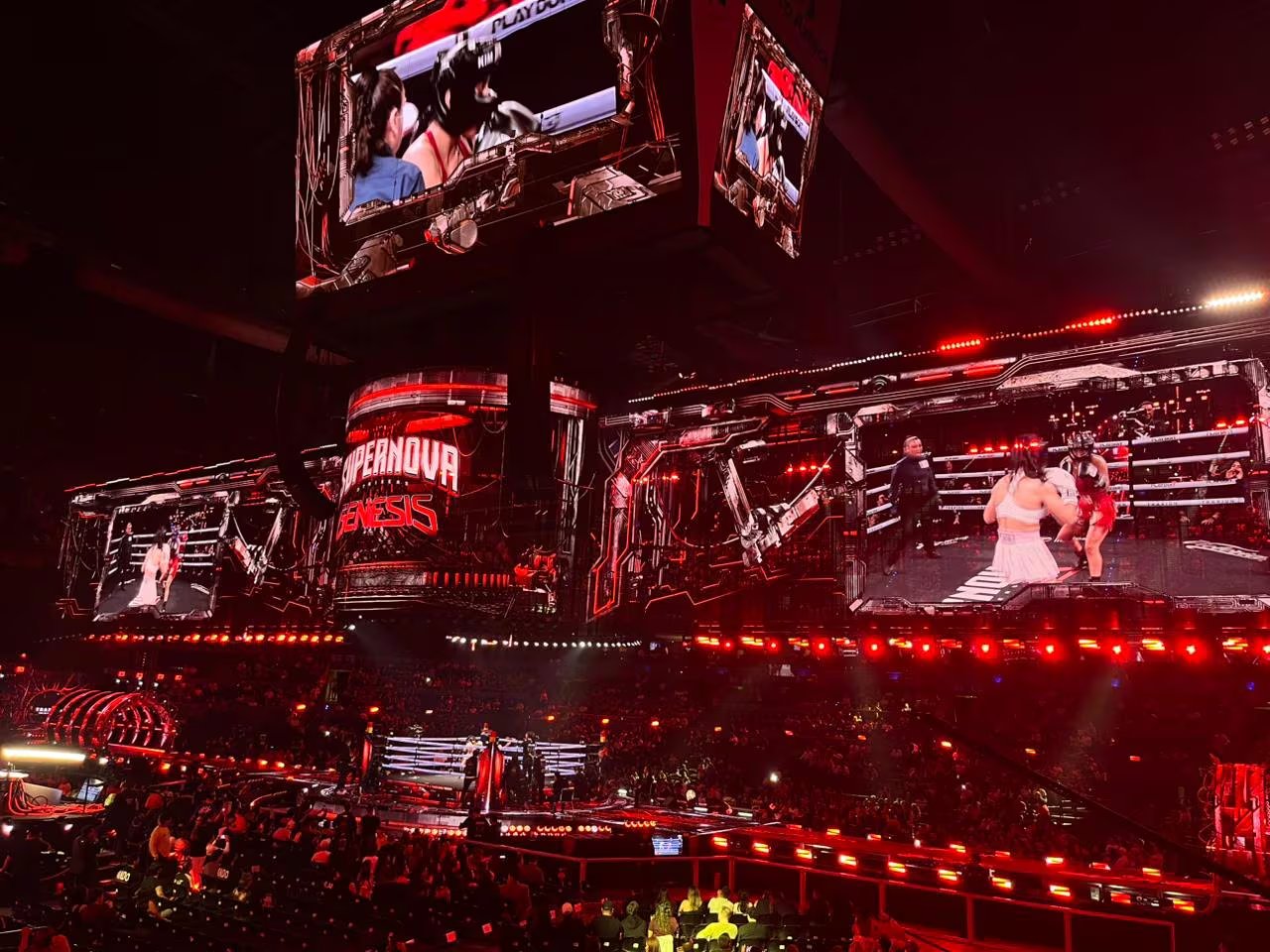 La primera pelea del evento fue Kim Shantal vs Milica (Miriam Estrella/ Infobae México)