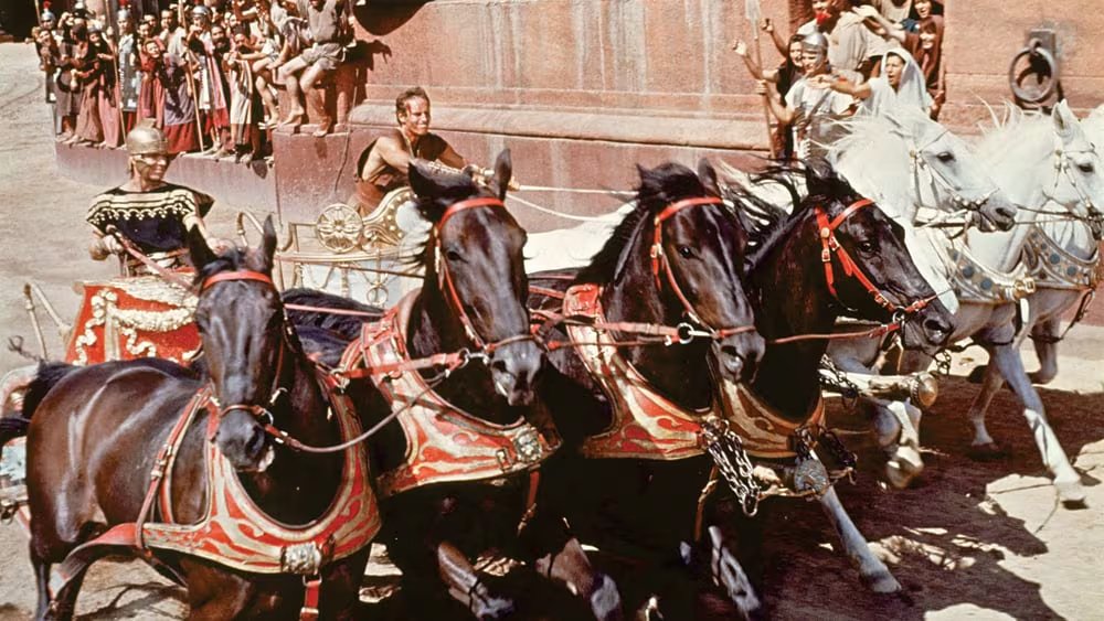 El film narra la búsqueda de justicia y redención del príncipe Judá Ben-Hur entrelazada con elementos históricos y religiosos (Warner/MGM)