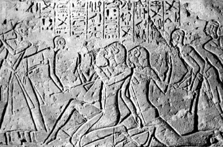 El documento egipcio de la Dinastía XIX fue escrito hace más de tres mil años y reavivó el debate sobre los gigantes bíblicos, como los Nephilim (Museo Británico)
