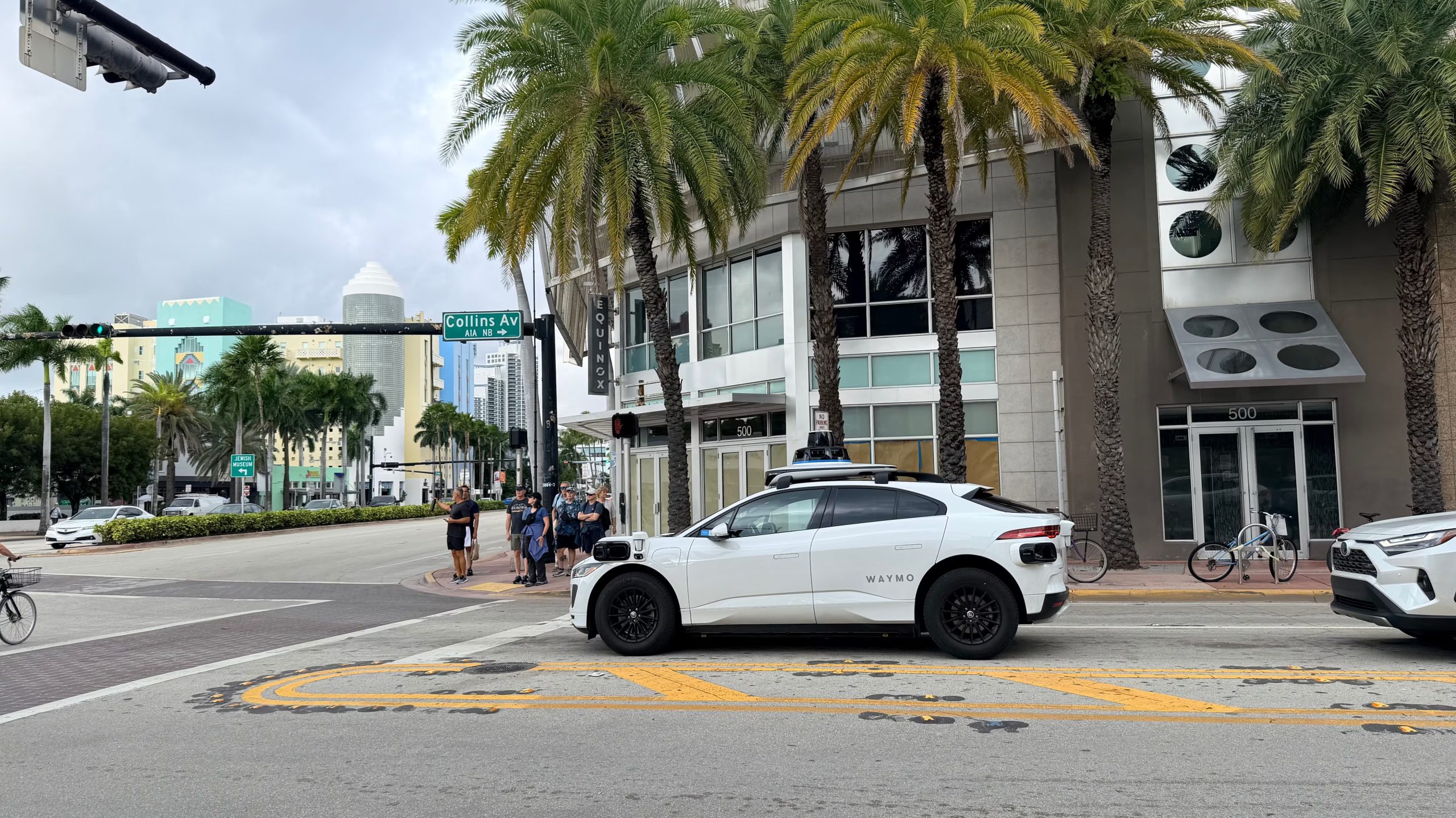 La compañía tecnológica reporta una reducción del 92% en accidentes graves o mortales respecto a vehículos tradicionales en Florida (Opy Morales)