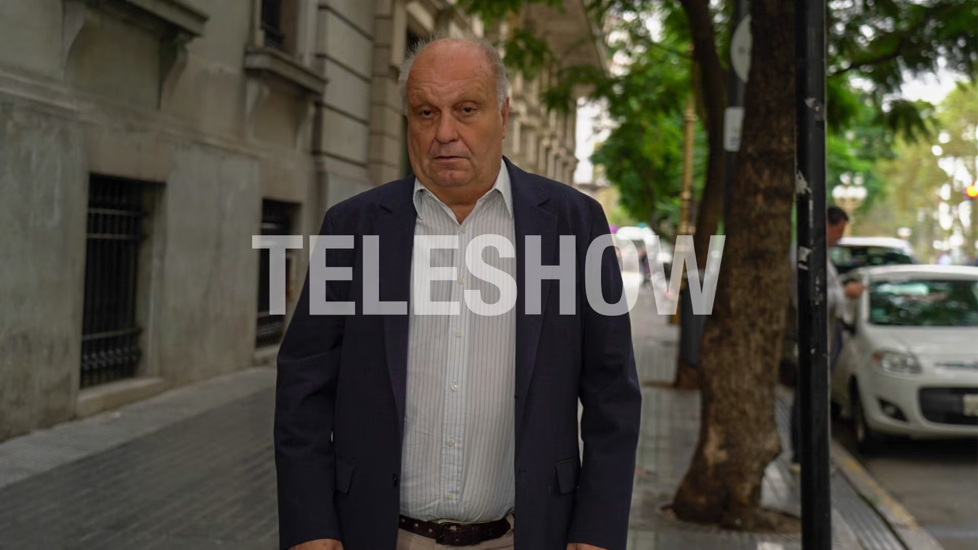 Hernán Lombardi dio el presente en el velatorio público del actor 