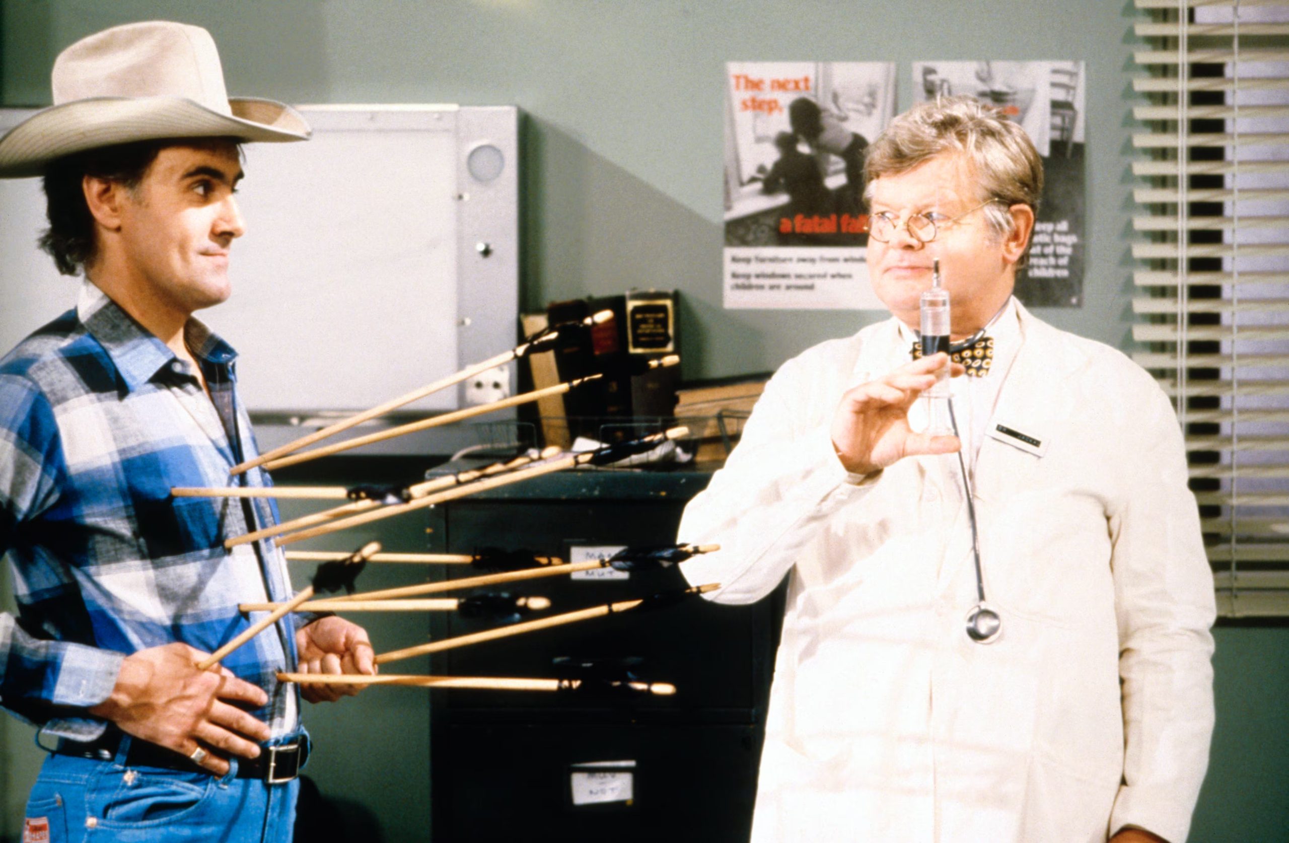 Su humor visual y las persecuciones al ritmo de Yakety Sax convirtieron a Hill en el producto de exportación más famoso de la TV británica