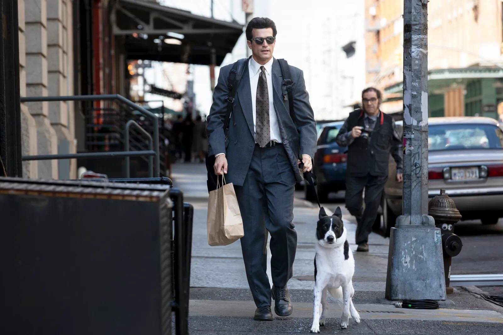 El equipo de producción recreó la Nueva York de los años 90 para lograr una ambientación auténtica en la serie