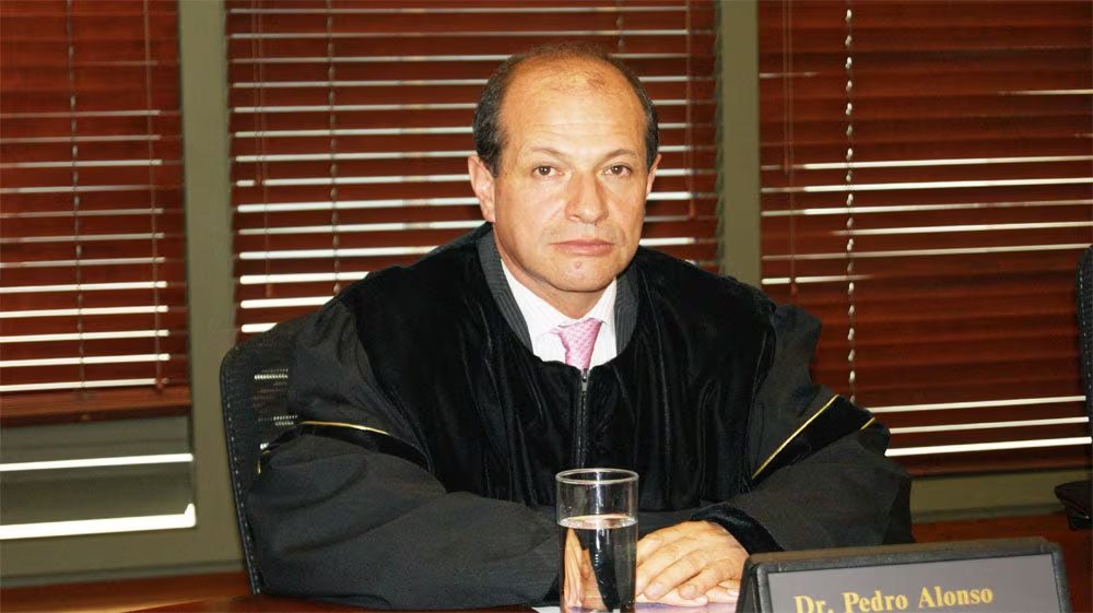 Las acusaciones por acoso sexual y laboral a Sanabria han generado cuestionamientos públicos sobre la legitimidad de su participación en la elección del próximo titular del ente de control fiscal colombiano - crédito Asuntos Legales