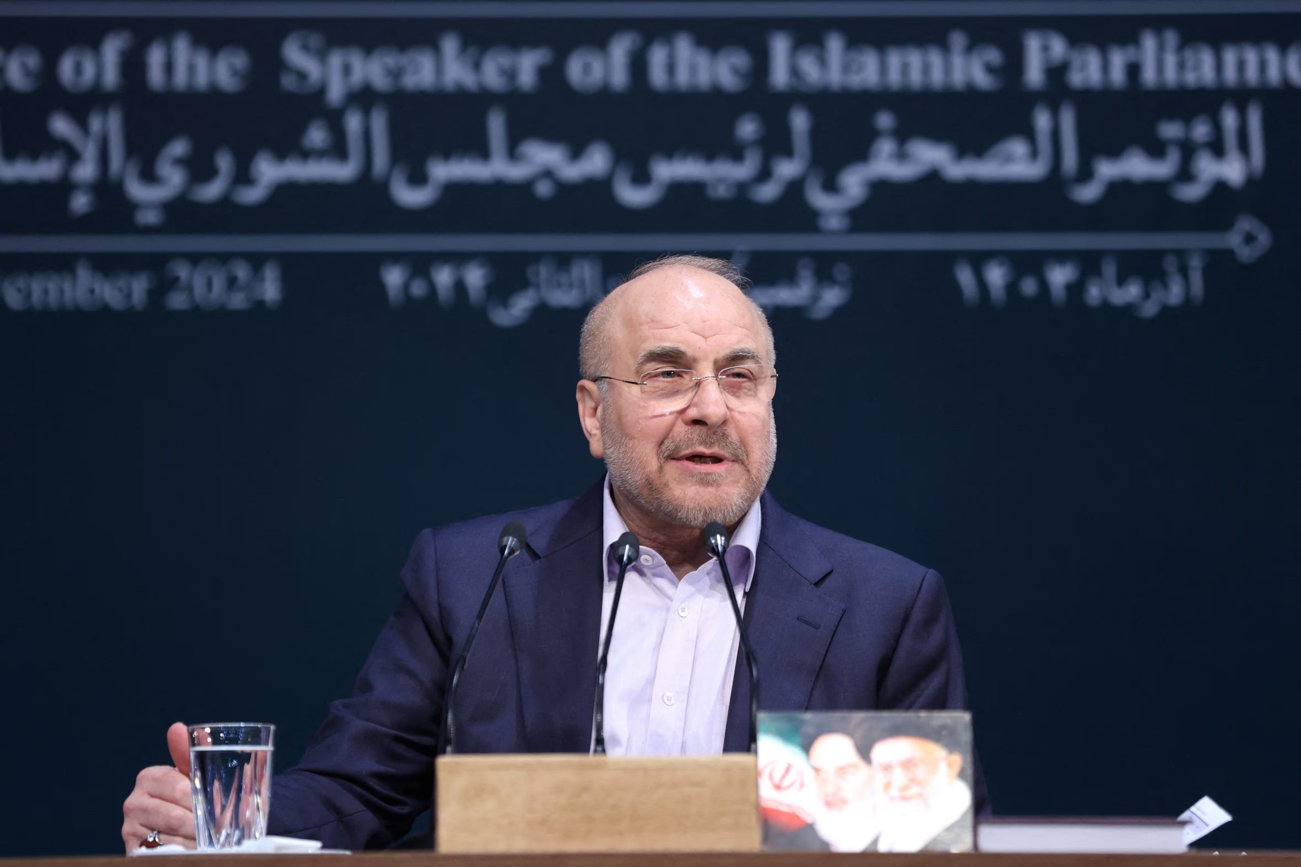 El presidente del Parlamento iraní, Mohammad Bagher Ghalibaf, habla durante una conferencia de prensa en Teherán, Irán (REUTERS/Archivo)