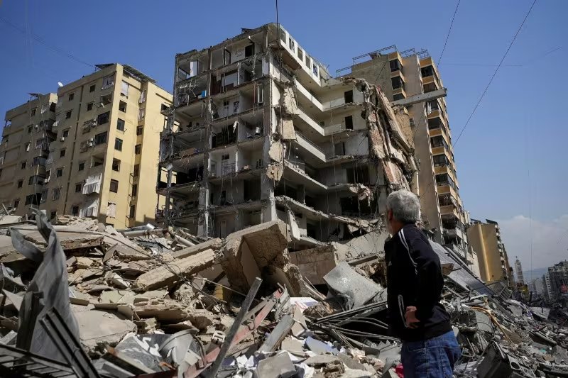 Imagen de archivo de un edificio dañado en un ataque israelí en los suburbios del sur de Beirut, Líbano. 12 marzo 2026
REUTERS/Stringer