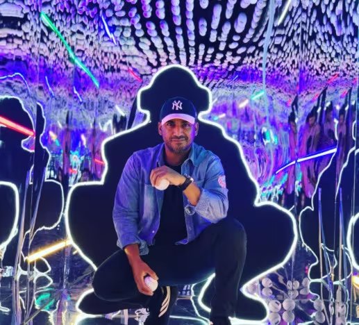 El salto de bailarín a cantante y el azar en la carrera de Duverger.