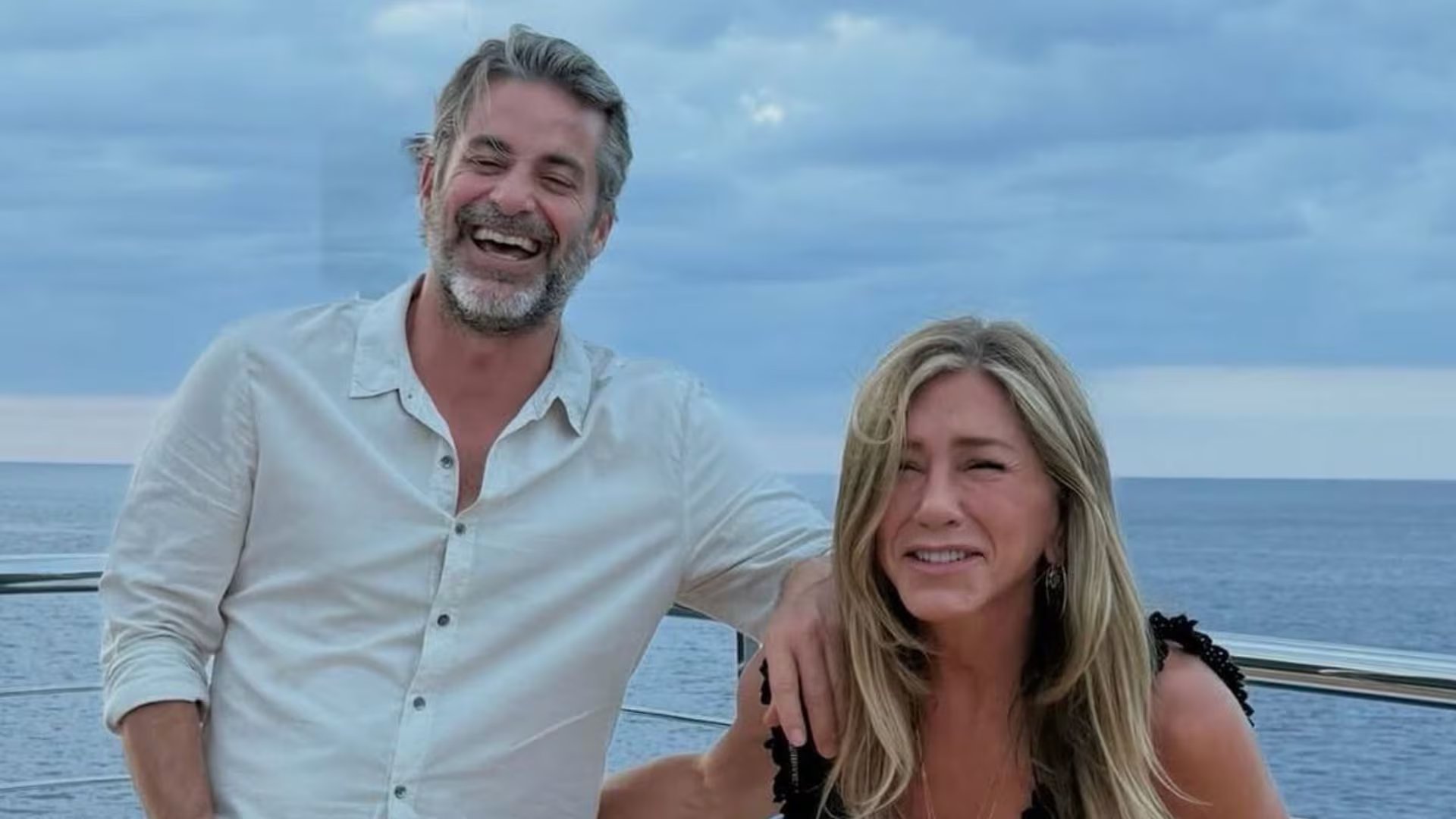 Jennifer Aniston disfruta de una relación estable con Jim Curtis, definida como su vínculo más maduro y pleno (Instagram/Jim Curtis)