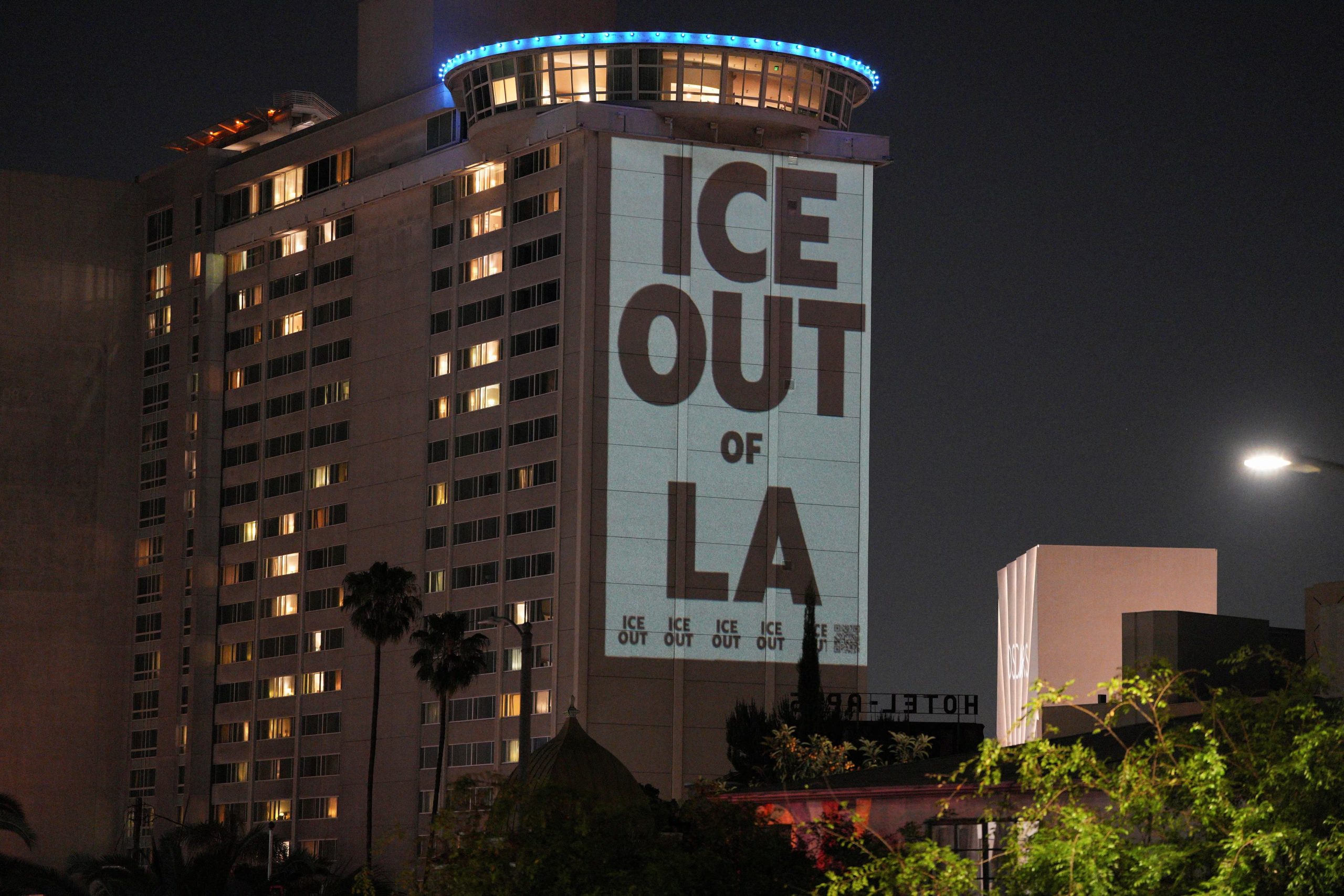 La cantante que se presentó en Indio, California, se refirió a las políticas migratorias de ICE - crédito REUTERS/Mike Weekes
