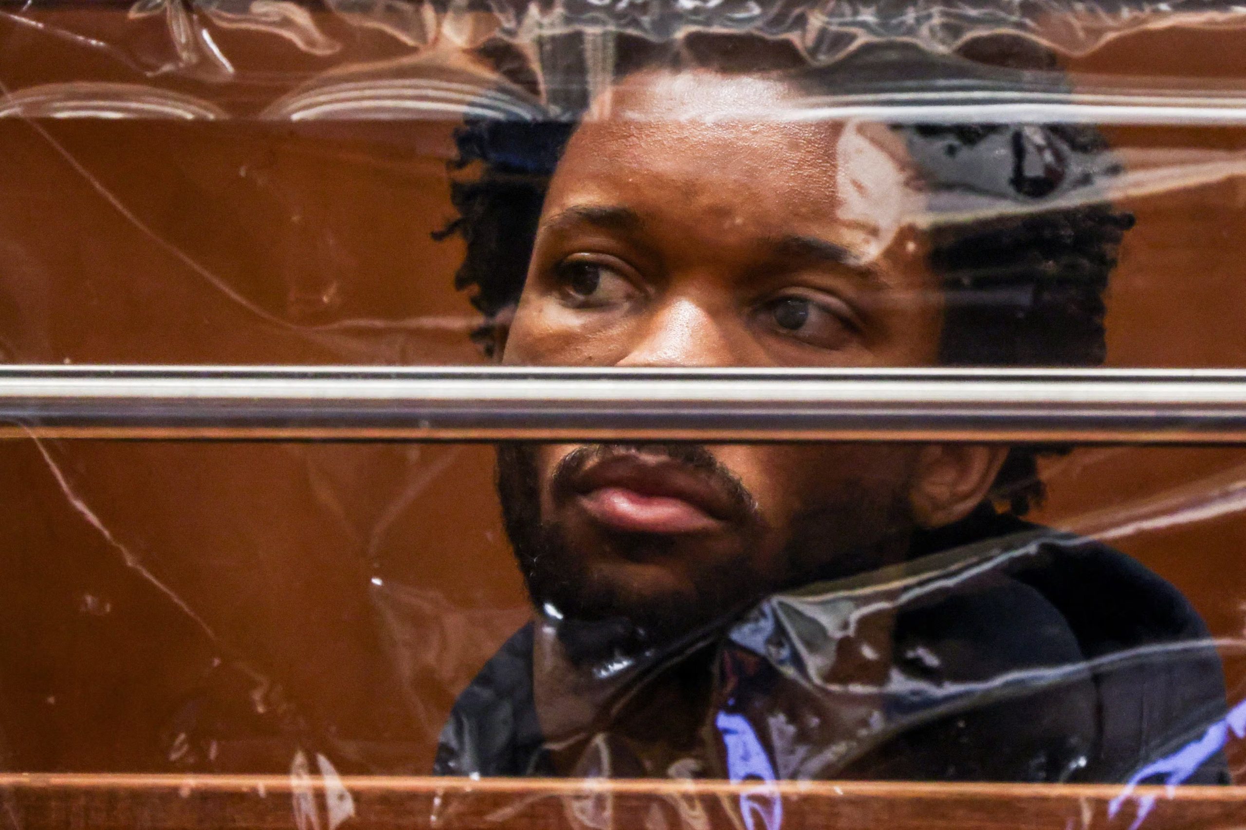 David Anthony Burke, conocido como D4vd, permanece detenido sin derecho a fianza y enfrenta cargos penales (TED SOQUI/Pool via REUTERS).