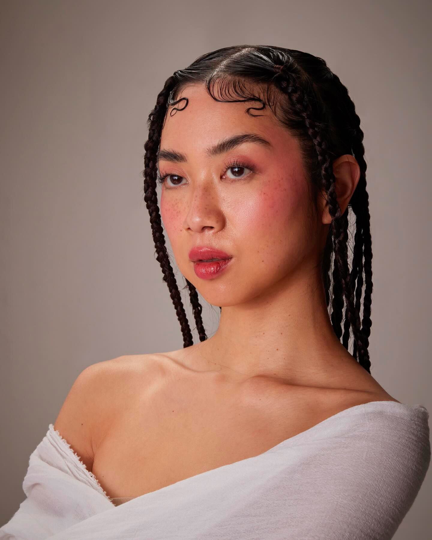 Wanda Nara y Débora Nishimoto comparten escenas que reavivan el interés por historias reales llevadas a la pantalla