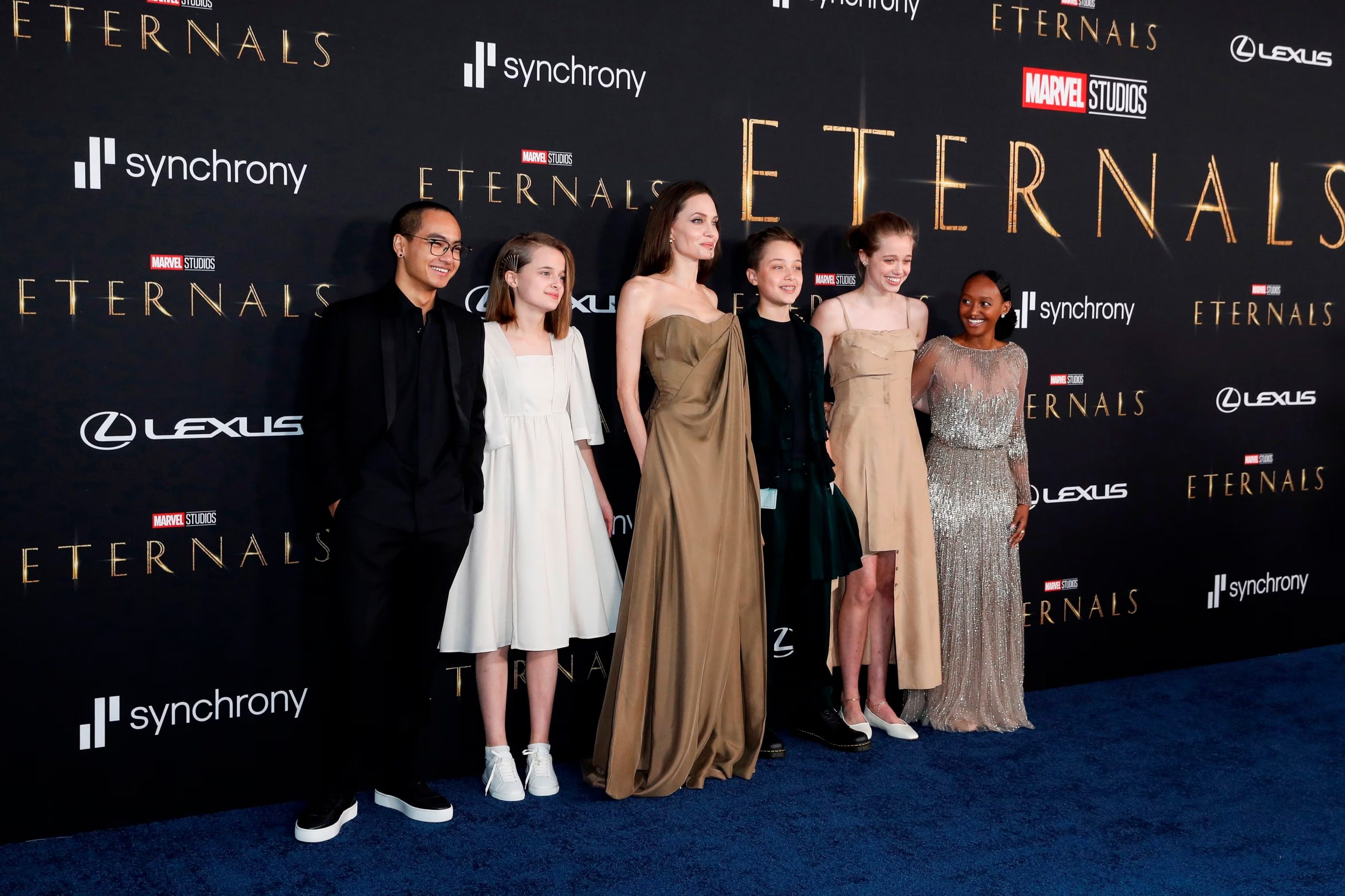 Zahara Jolie destacó los valores que Angelina Jolie le inculcó junto a sus hermanos. (EFE/EPA/CAROLINE BREHMAN)
