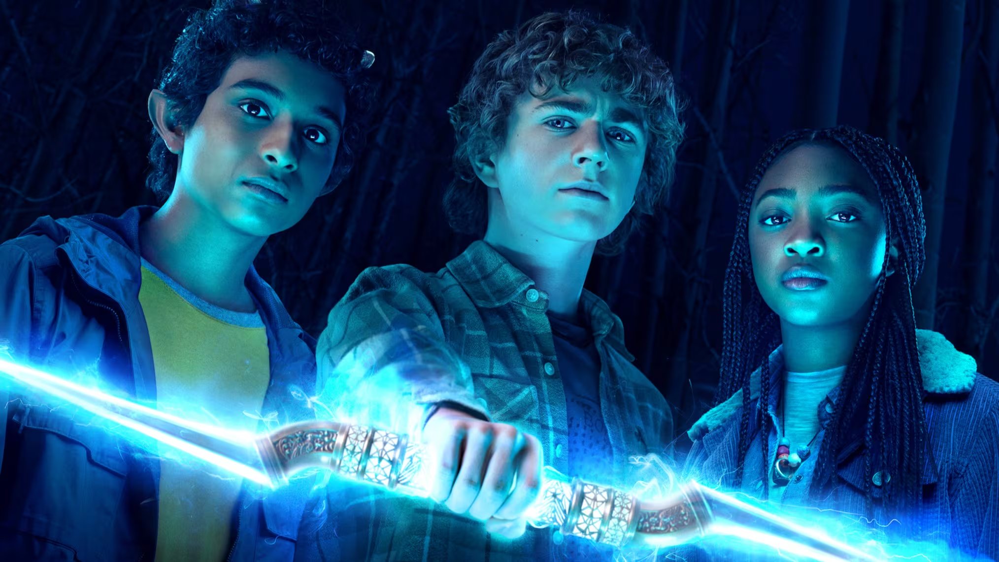 El caso de Walker Scobell reabre el debate sobre el papel de las instituciones educativas ante la exposición mediática de estudiantes reconocidos (Créditos: Disney+)