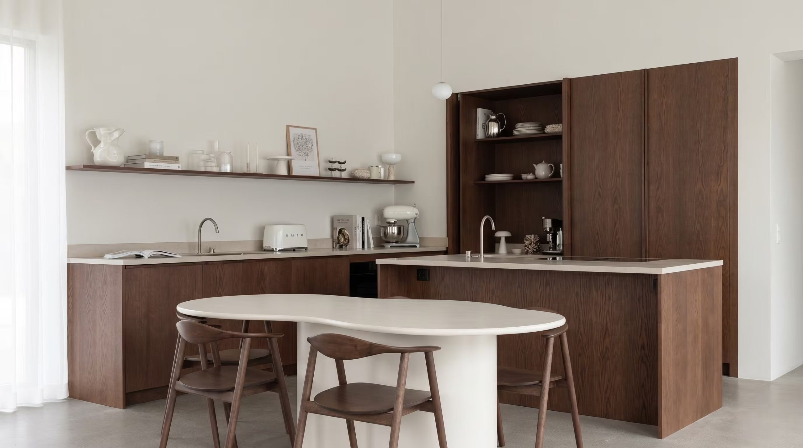 La cocina semi integral combina flexibilidad y orden en espacios de tamaño mediano. (Imagen Ilustrativa Infobae)