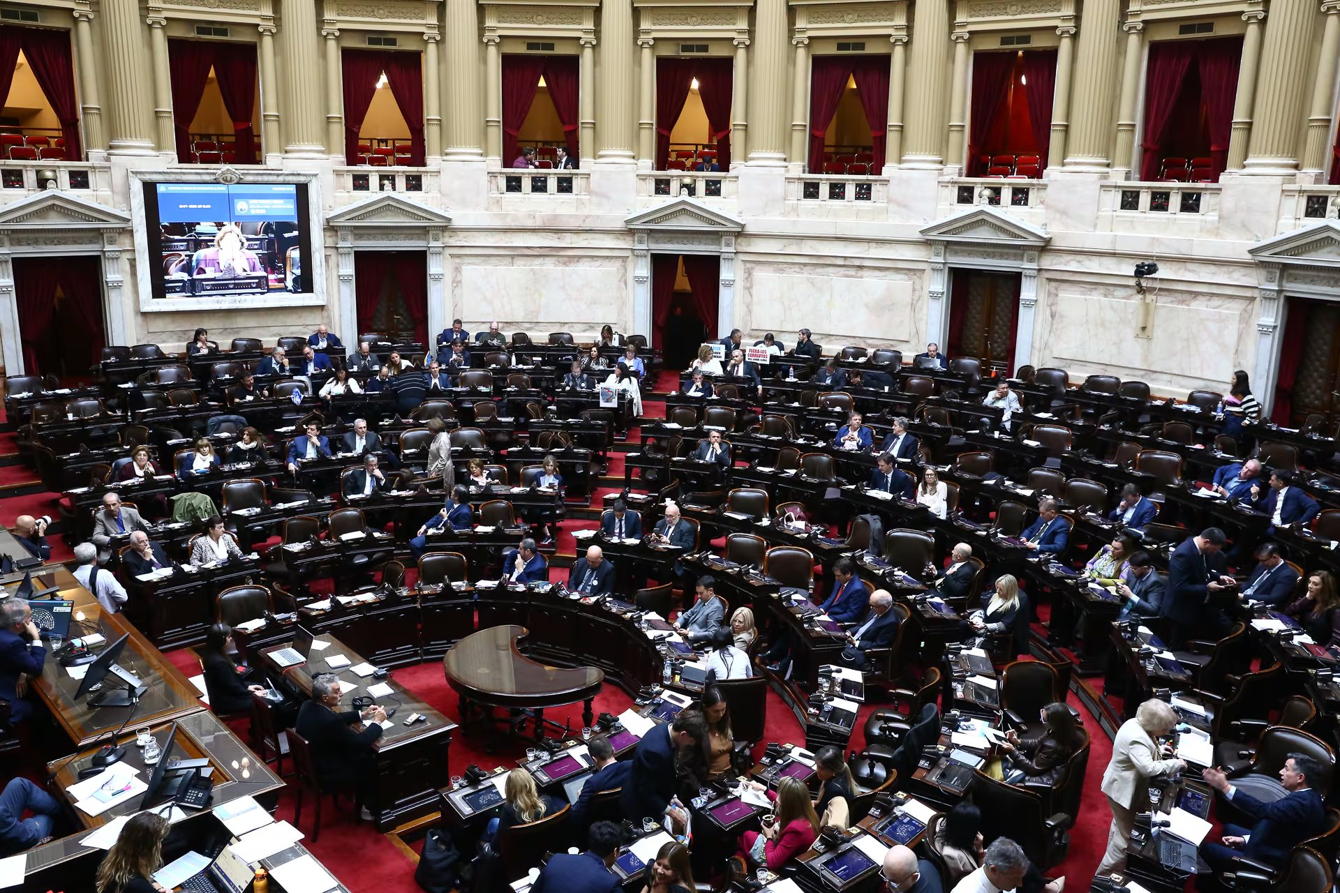 El Gobierno quiere que Diputados vuelva a sesionar el 22 de abril (RS Fotos)