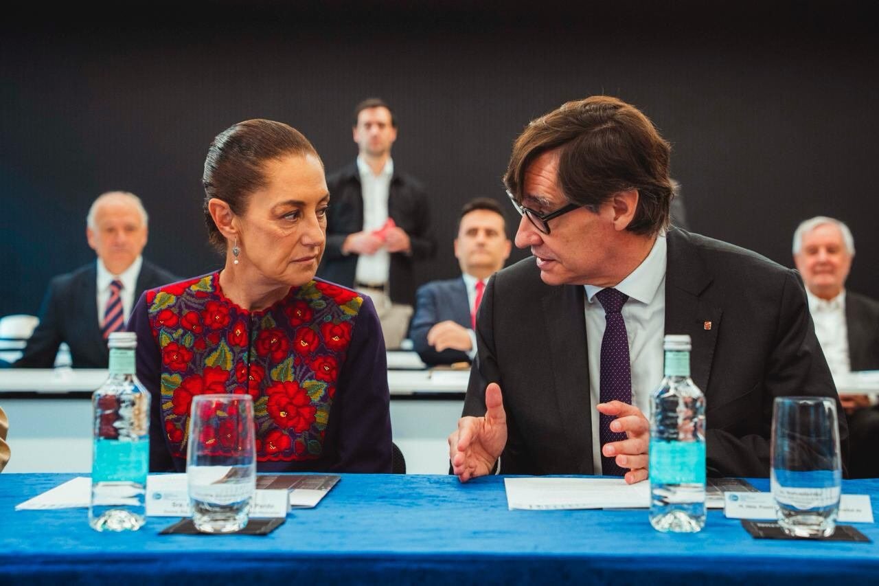 La mandataria mexicana fortaleció los lazos bilaterales y planteó una agenda de cooperación en ciencia y tecnología durante su primera visita oficial a Europa tras la cumbre en defensa de la democracia.