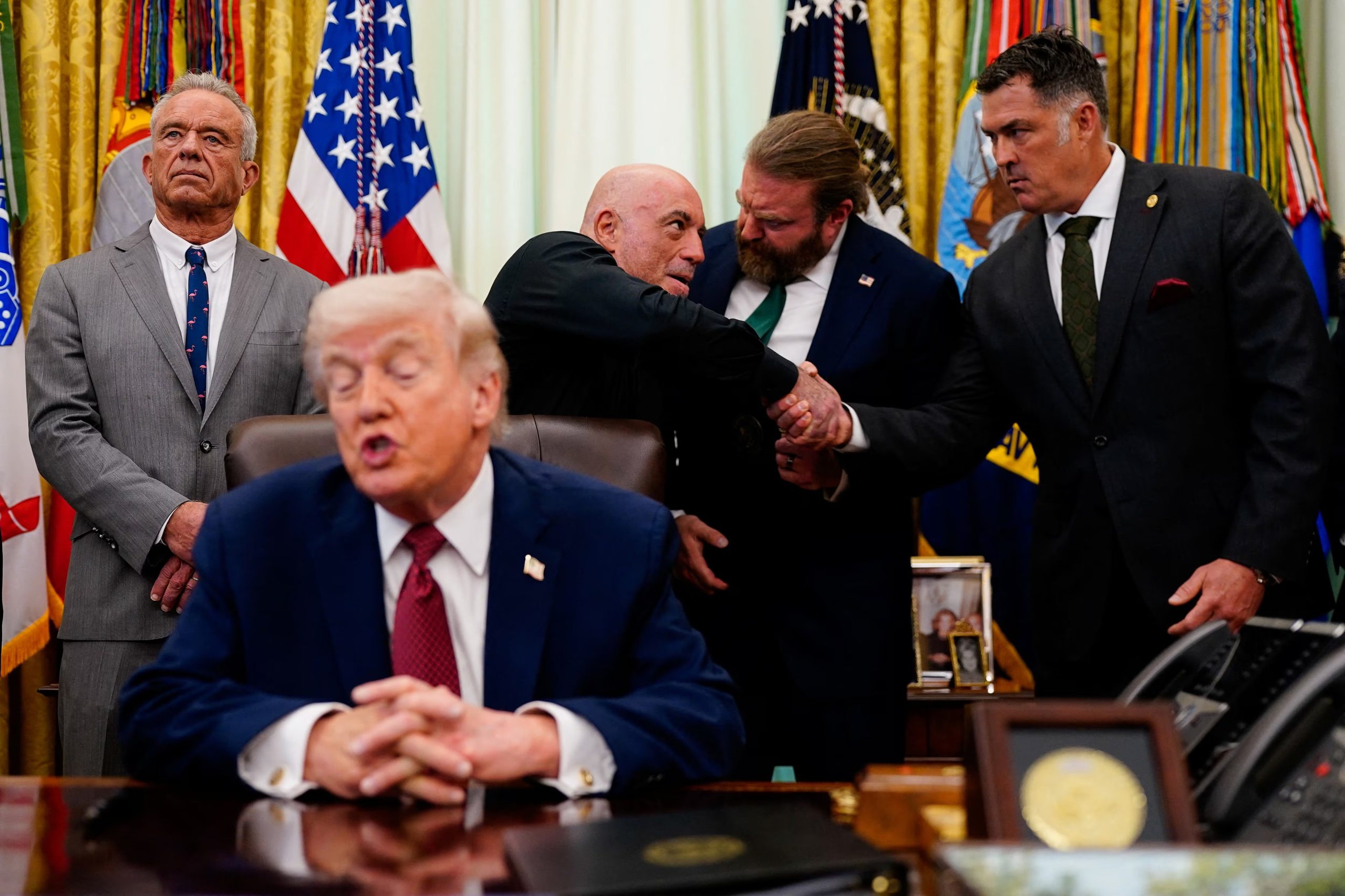 Trump instó a Irán a no 