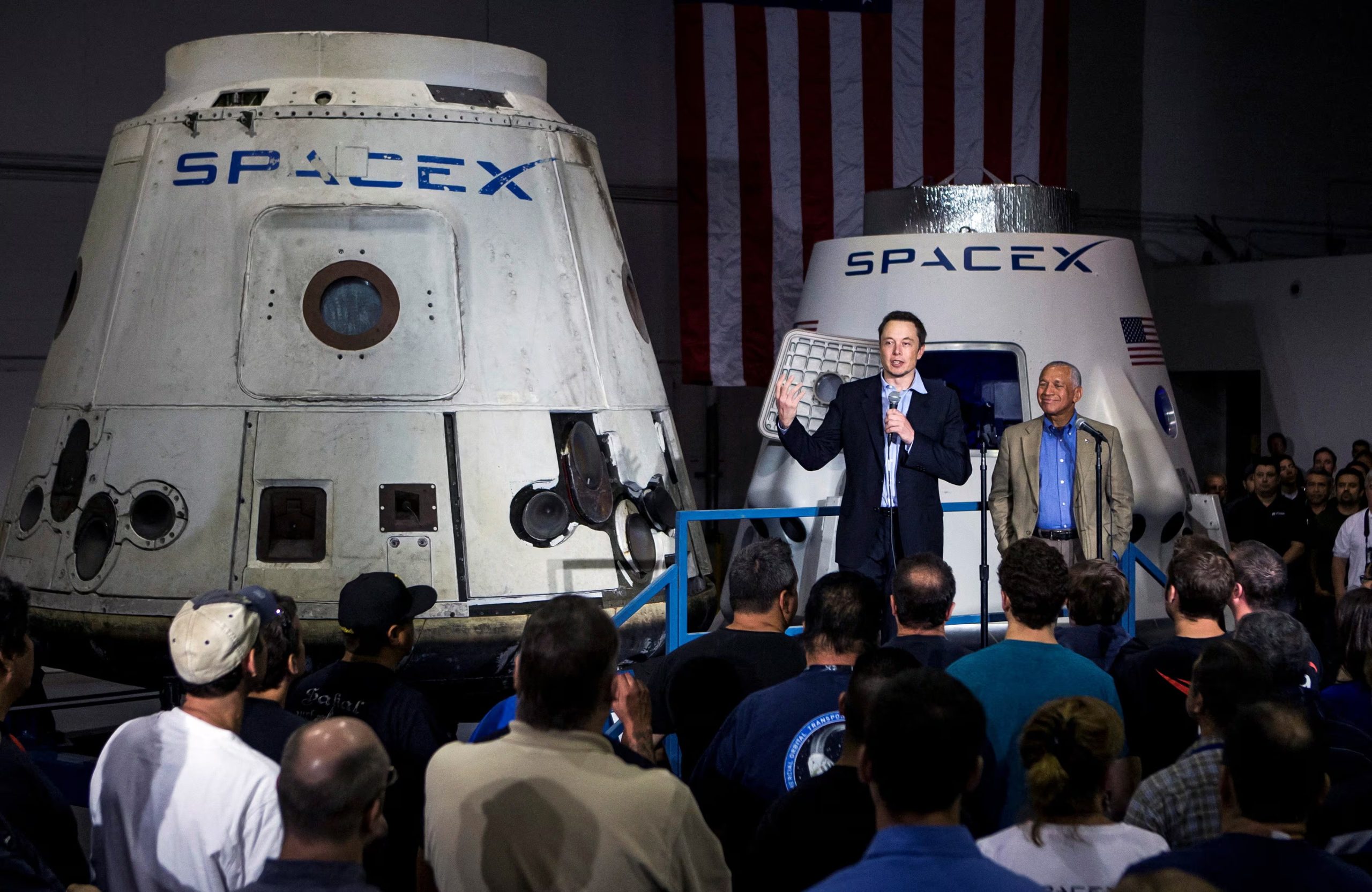 Solo los titulares de acciones de Clase B pueden decidir la remoción de Musk, limitando la influencia de nuevos accionistas en la gobernanza (REUTERS/Bret Hartman/File Photo)