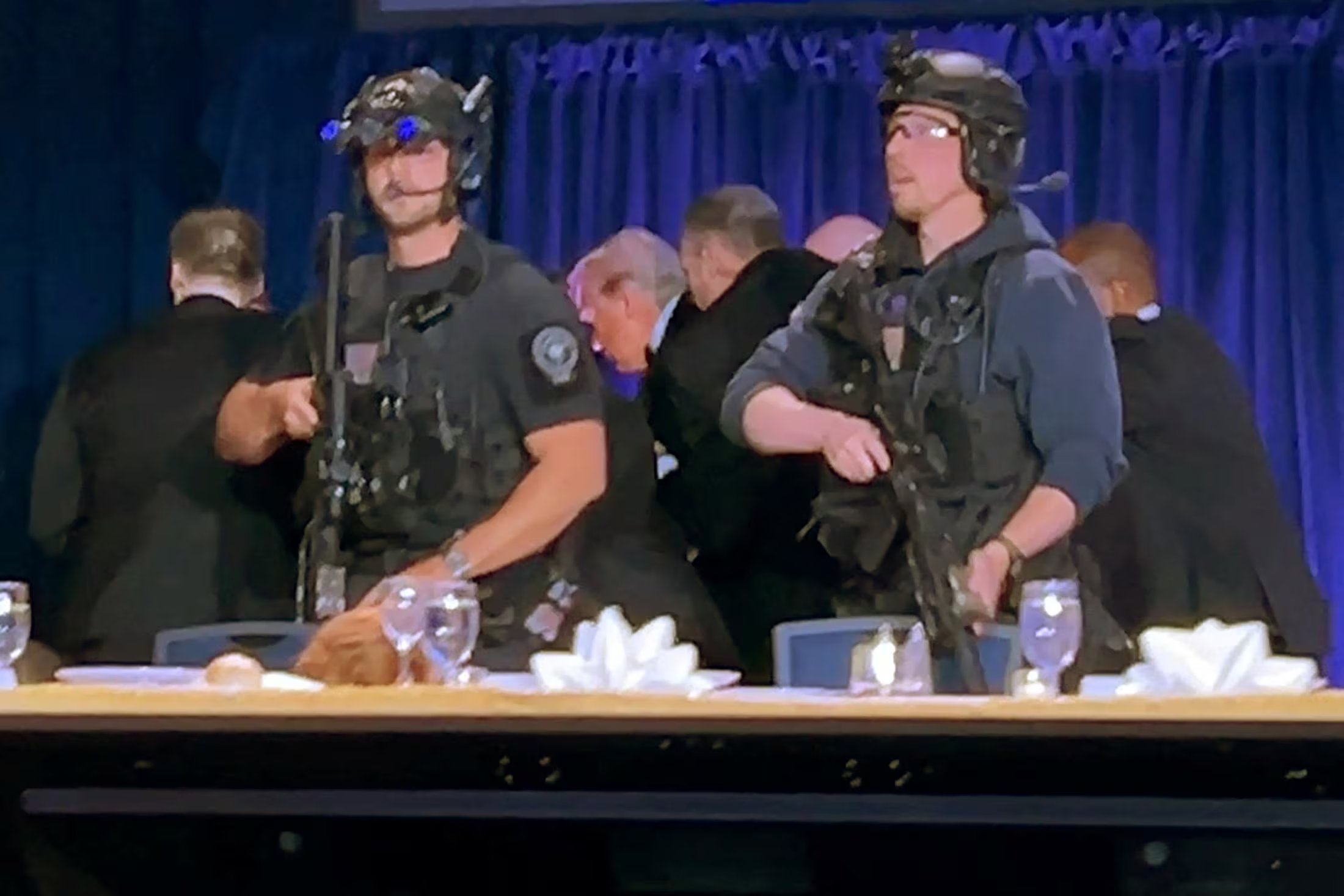 El atentado frustrado en Washington y la retirada de Bohrdom: el papel de las plataformas ante incidentes violentos - REUTERS