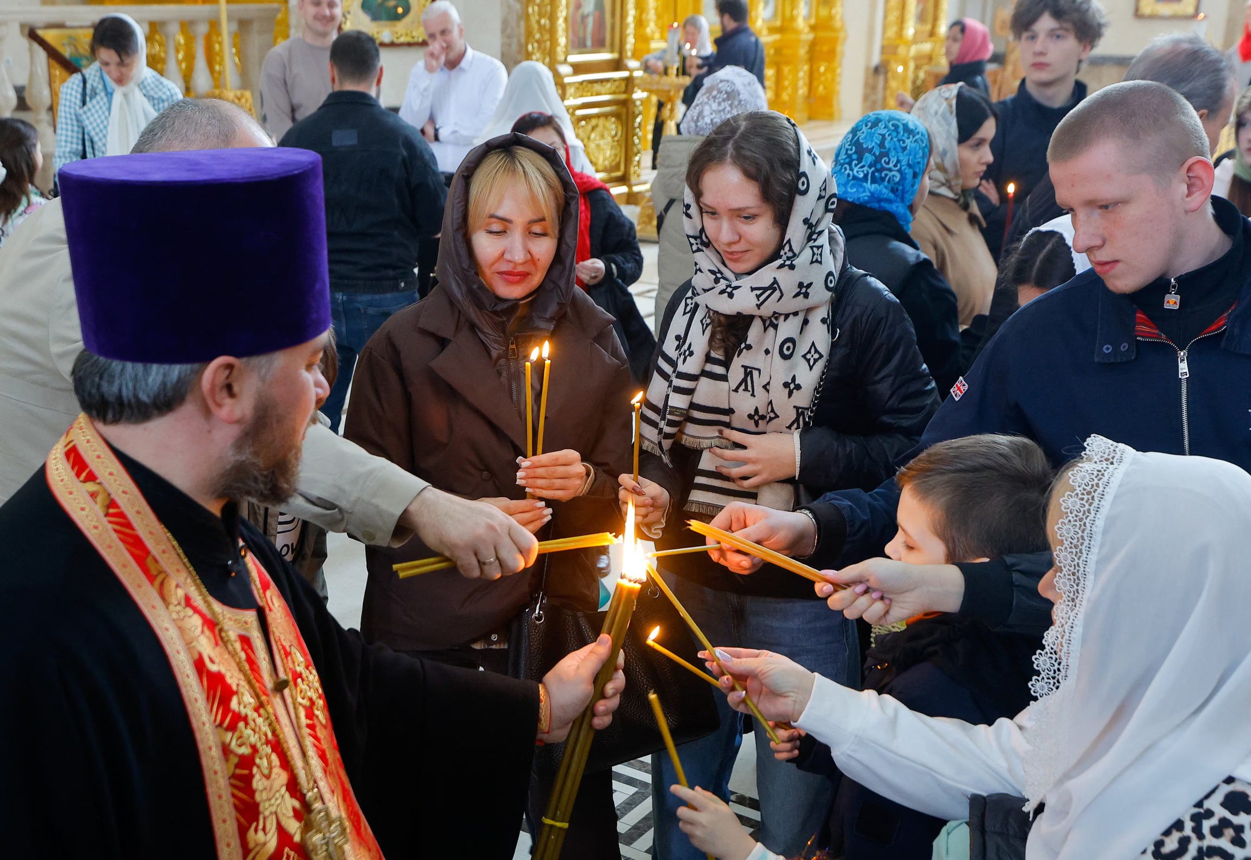 Durante la tregua pascual, Ucrania acusó a Rusia de 2.299 infracciones, incluyendo ataques con drones y artillería pesada. (REUTERS/Alexander Ermochenko)