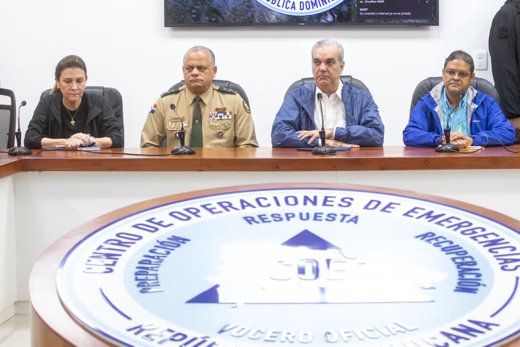 El Centro de Operaciones de Emergencias (COE) lidera la respuesta ante inundaciones en el Gran Santo Domingo y zonas aledañas. (Cortesía: Gobierno de República Dominicana)