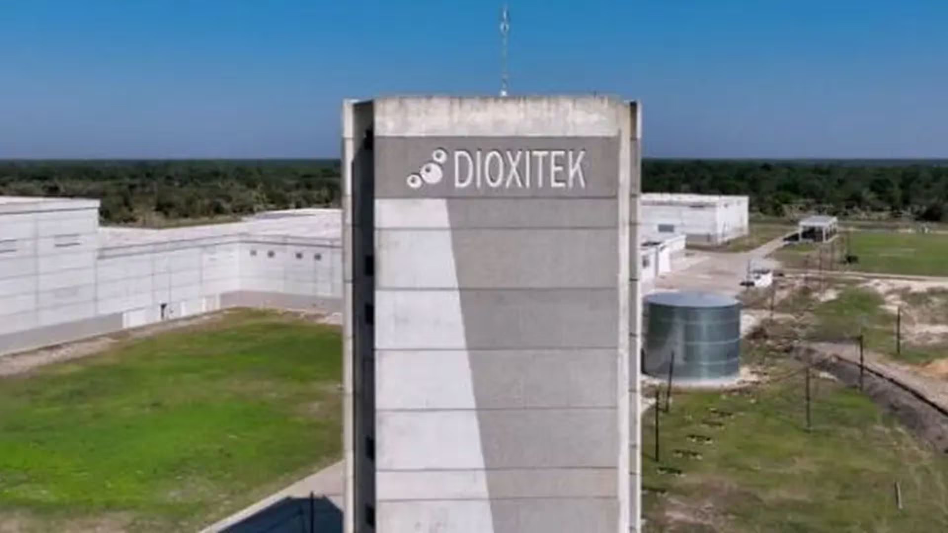 Dioxitek mantendría la titularidad tanto de la planta como del terreno, cediendo su uso a una nueva sociedad mediante usufructo