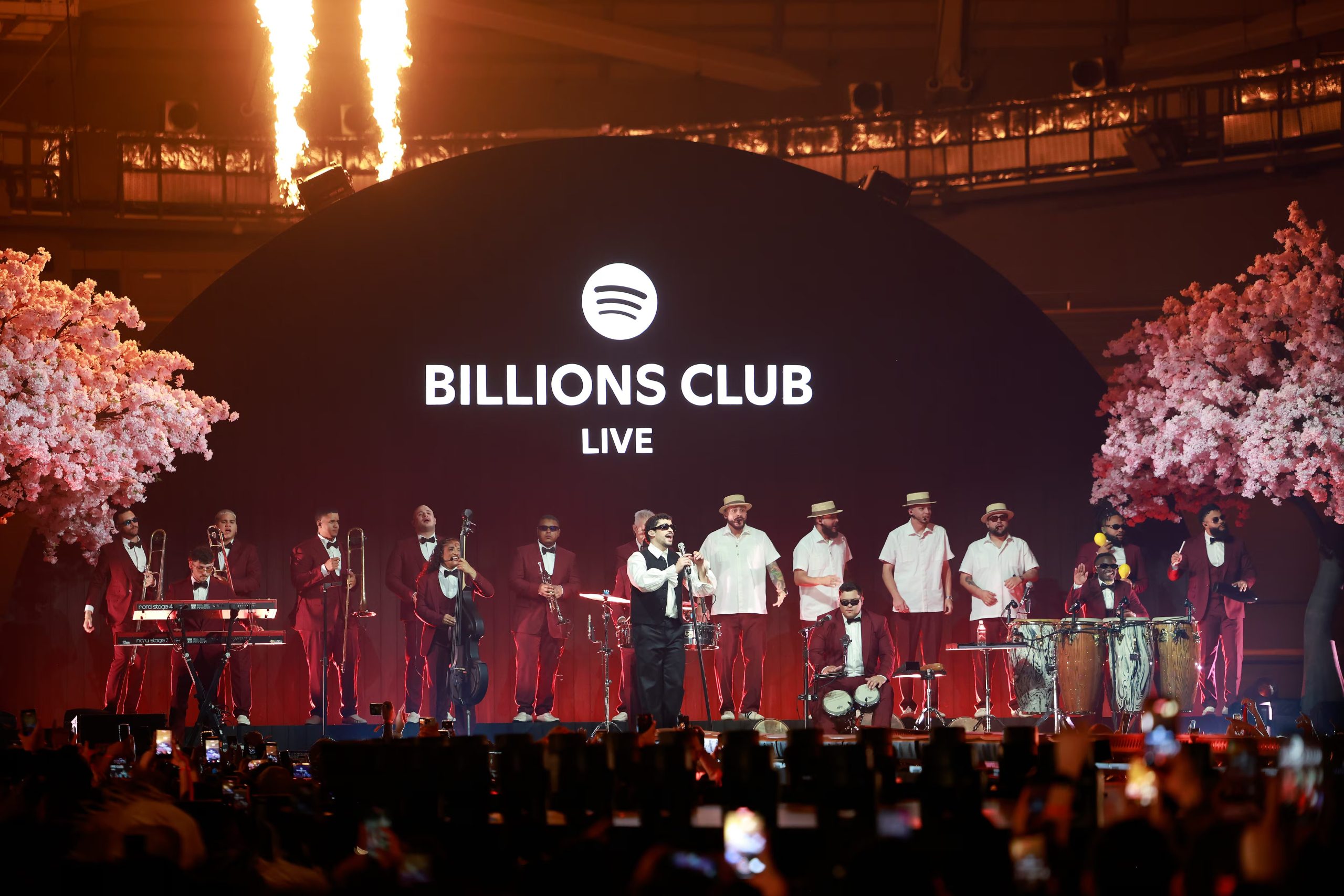 El concierto en el Tipstar Dome Chiba reunió a más de 2.300 seguidores en su primera actuación en Asia (Getty Images for Spotify)