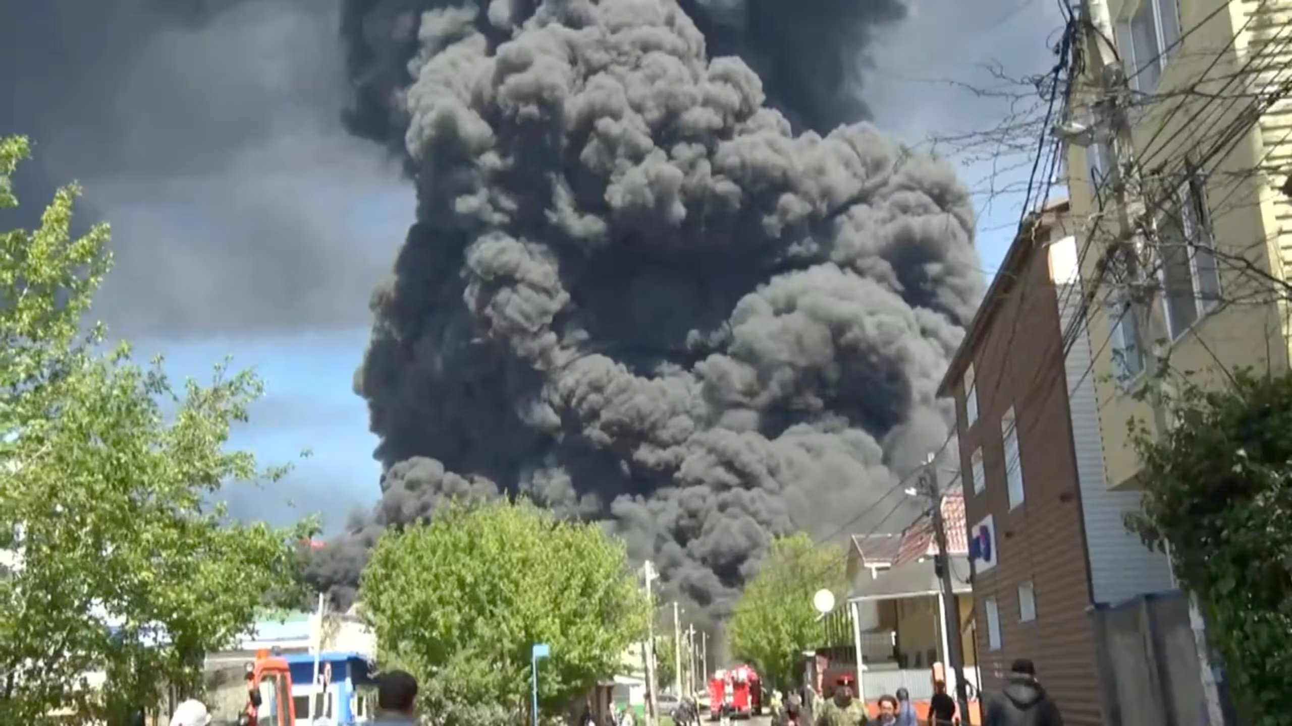 Los ataques sobre Tuapse destruyeron 24 tanques de petróleo y dañaron otros cuatro, según autoridades ucranianas (Reuters)