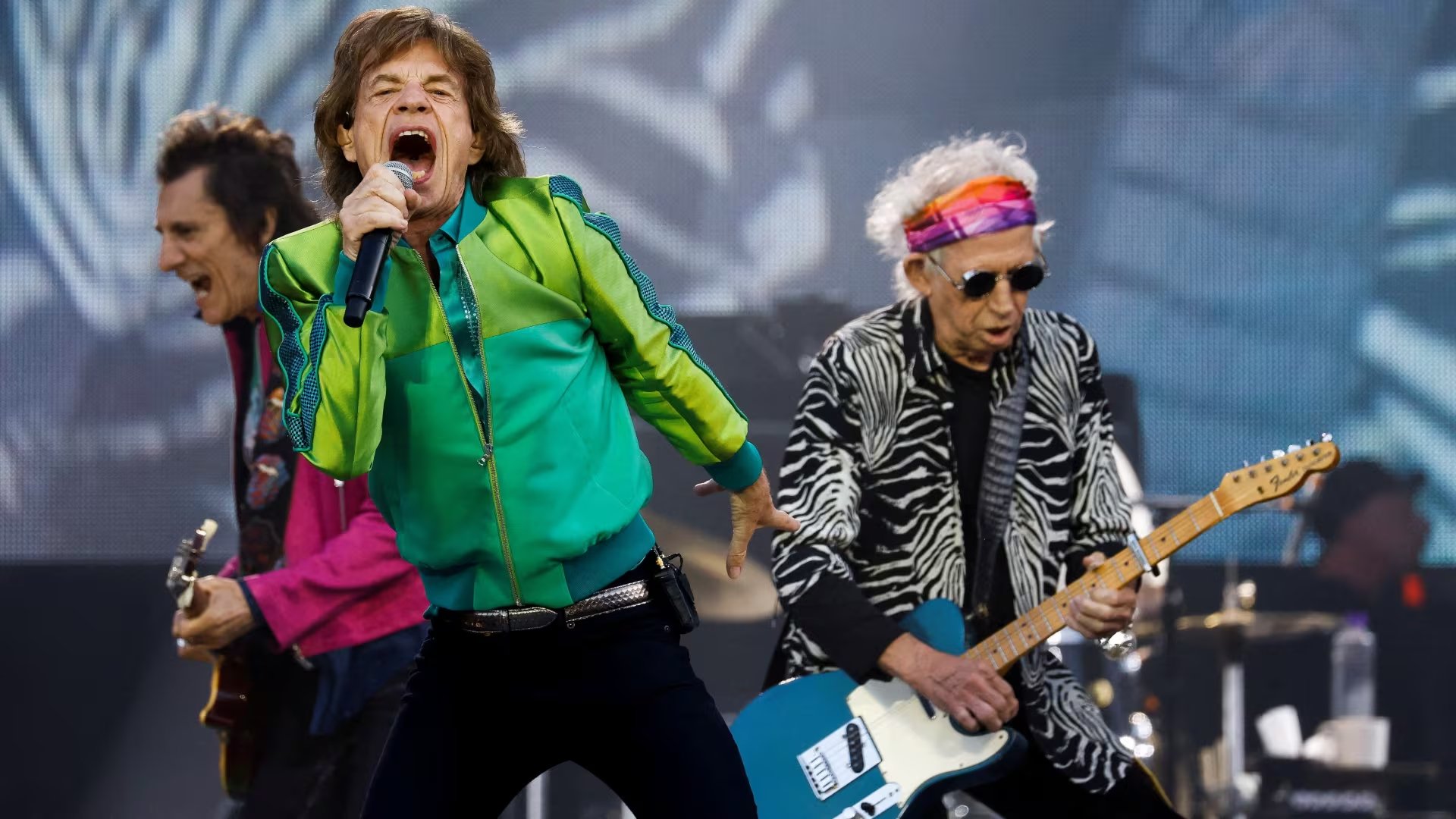 Jagger, Richards y Ron Wood encabezan hasta hoy la banda, que lleva más de sesenta años en la ruta. REUTERS/Yves Herman/File Photo