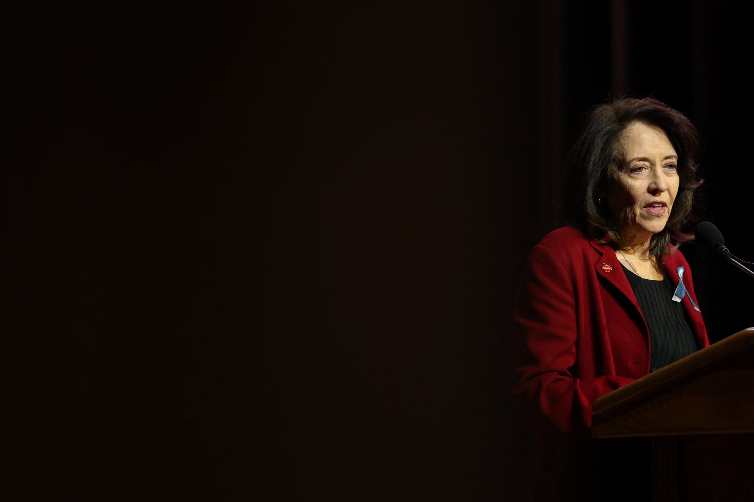 La senadora defiende la implementación de herramientas tecnológicas para ampliar el acceso a la información y promueve estándares éticos internacionales (REUTERS/Kylie Cooper)