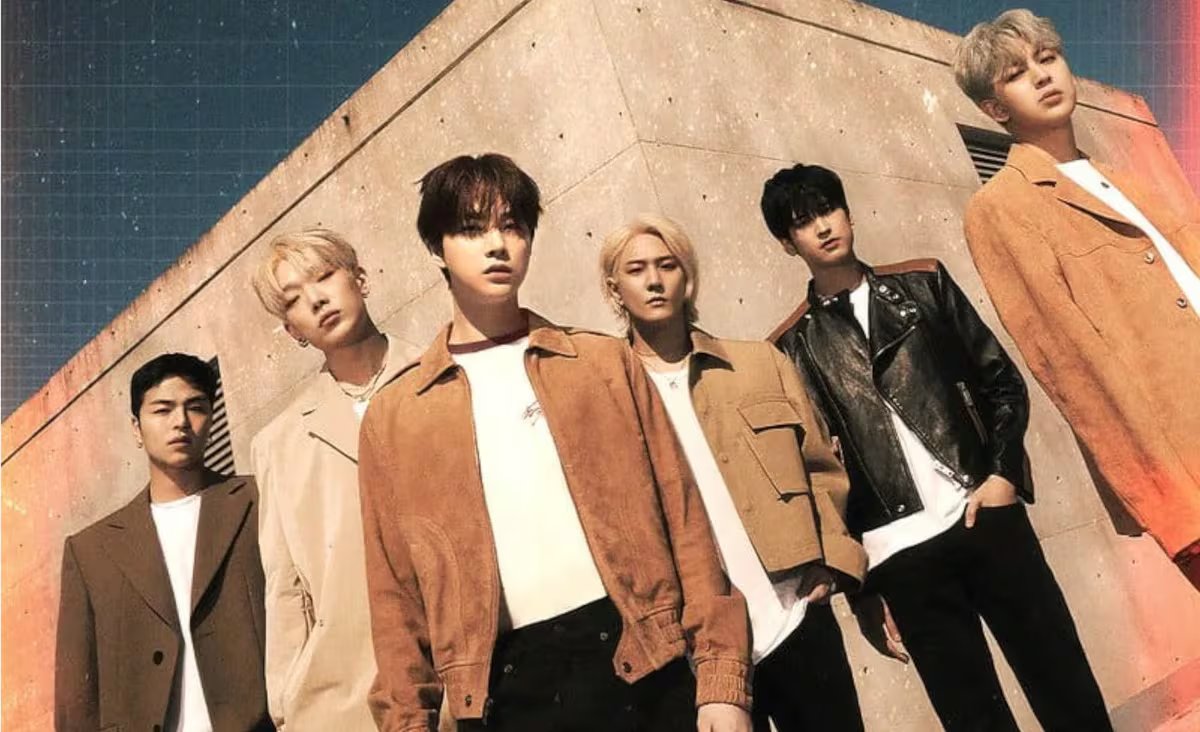 iKON anunció su gira mundial FOUREVER. 

(iKON)