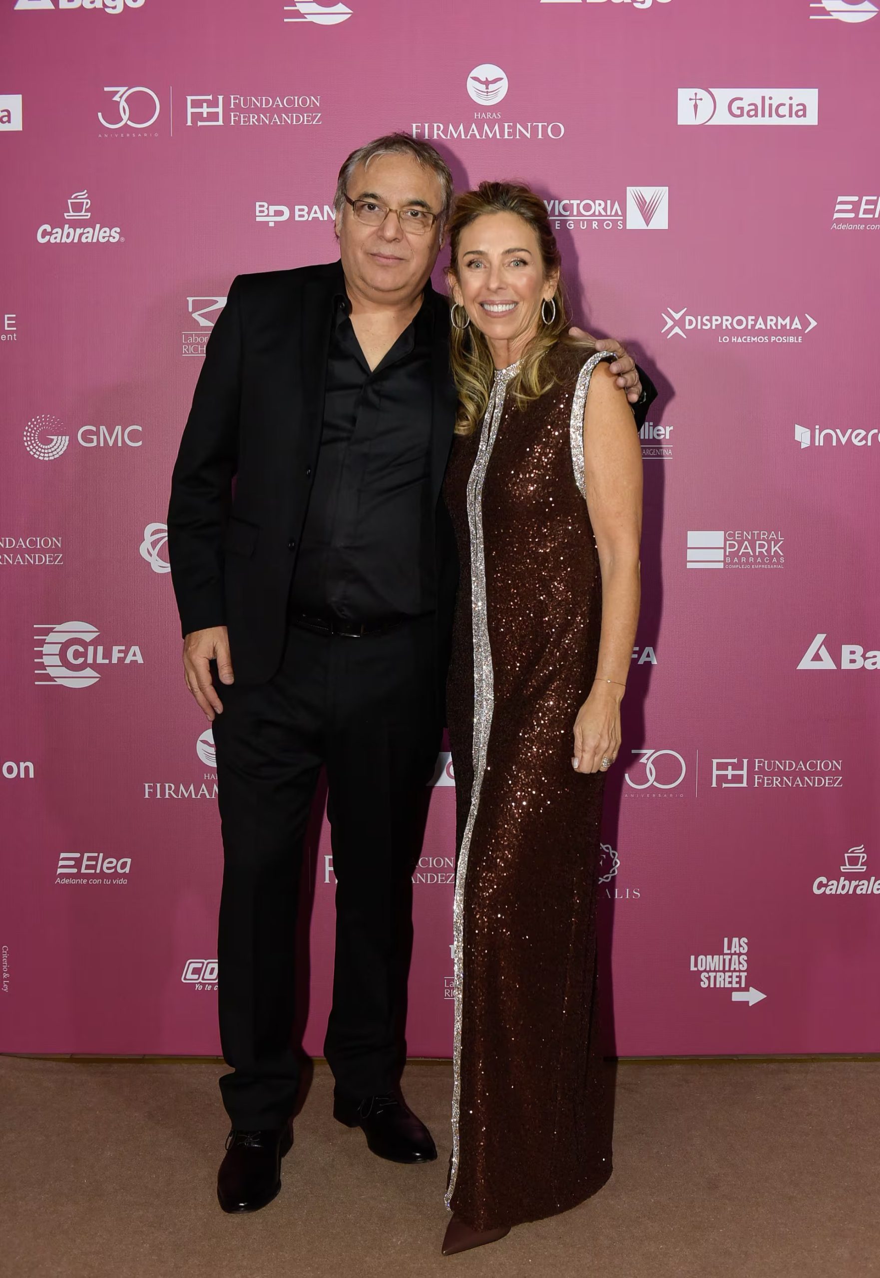 La presidenta de la Fundación junto al psicólogo Gabriel Rolón