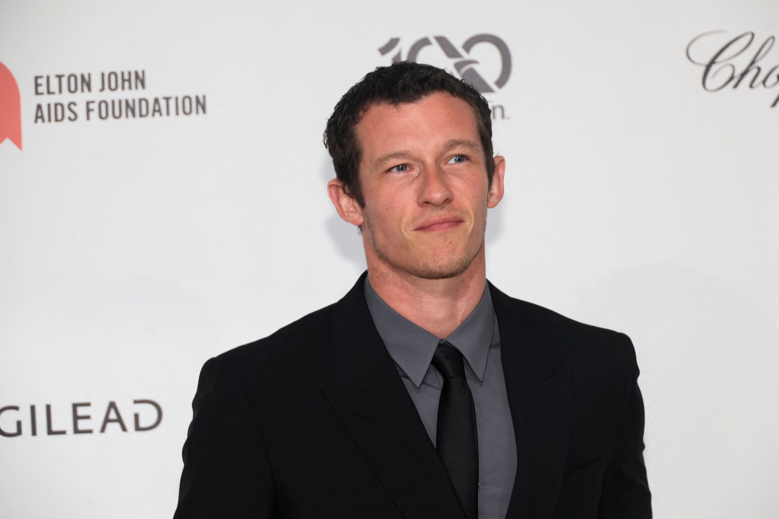 Callum Turner se posiciona entre los candidatos destacados gracias a su participación en
