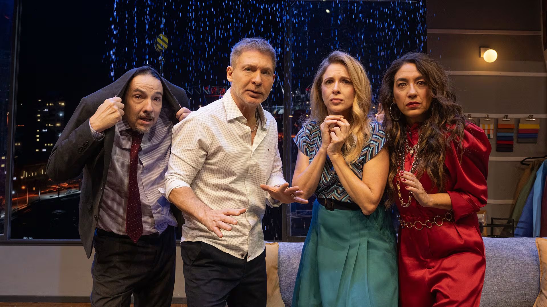 El elenco de Sottovoce incluye a Fernán Mirás y Lorena Vega, sumando experiencia y talento al nuevo proyecto de teatro argentino (Gabriel Machado - Gentileza prensa)