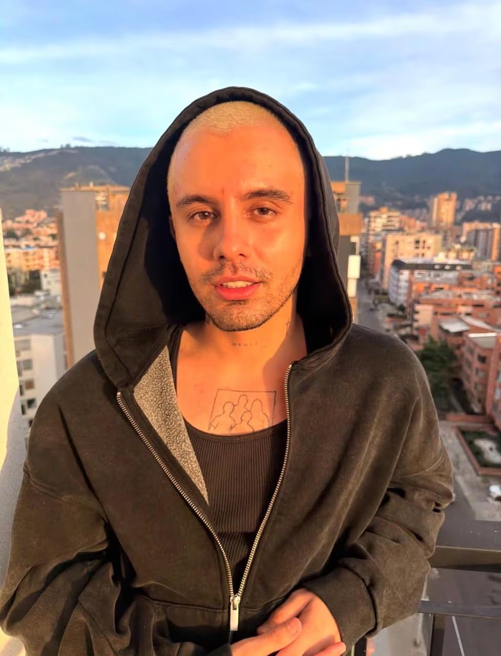 El cantante Dylan Fuentes está en el ojo del huracán por las declaraciones de la madre de su hija - crédito @dylanfuentes/IG