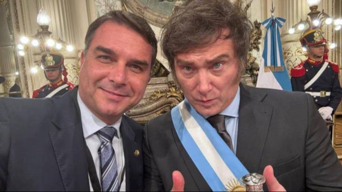 Flavio Bolsonario y Javier Milei