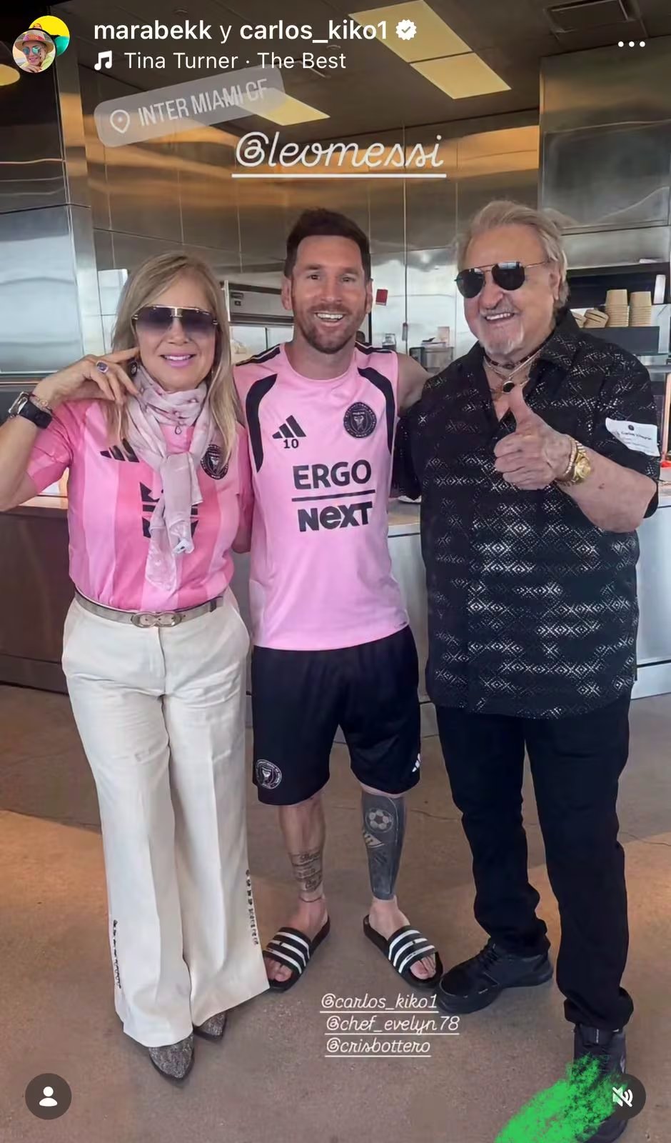 Becky Palacios, esposa de Villagrán, fue testigo y registró cada detalle de este emotivo encuentro histórico con Lionel Messi. (Crédito especial: Instagram/ @marabekk)